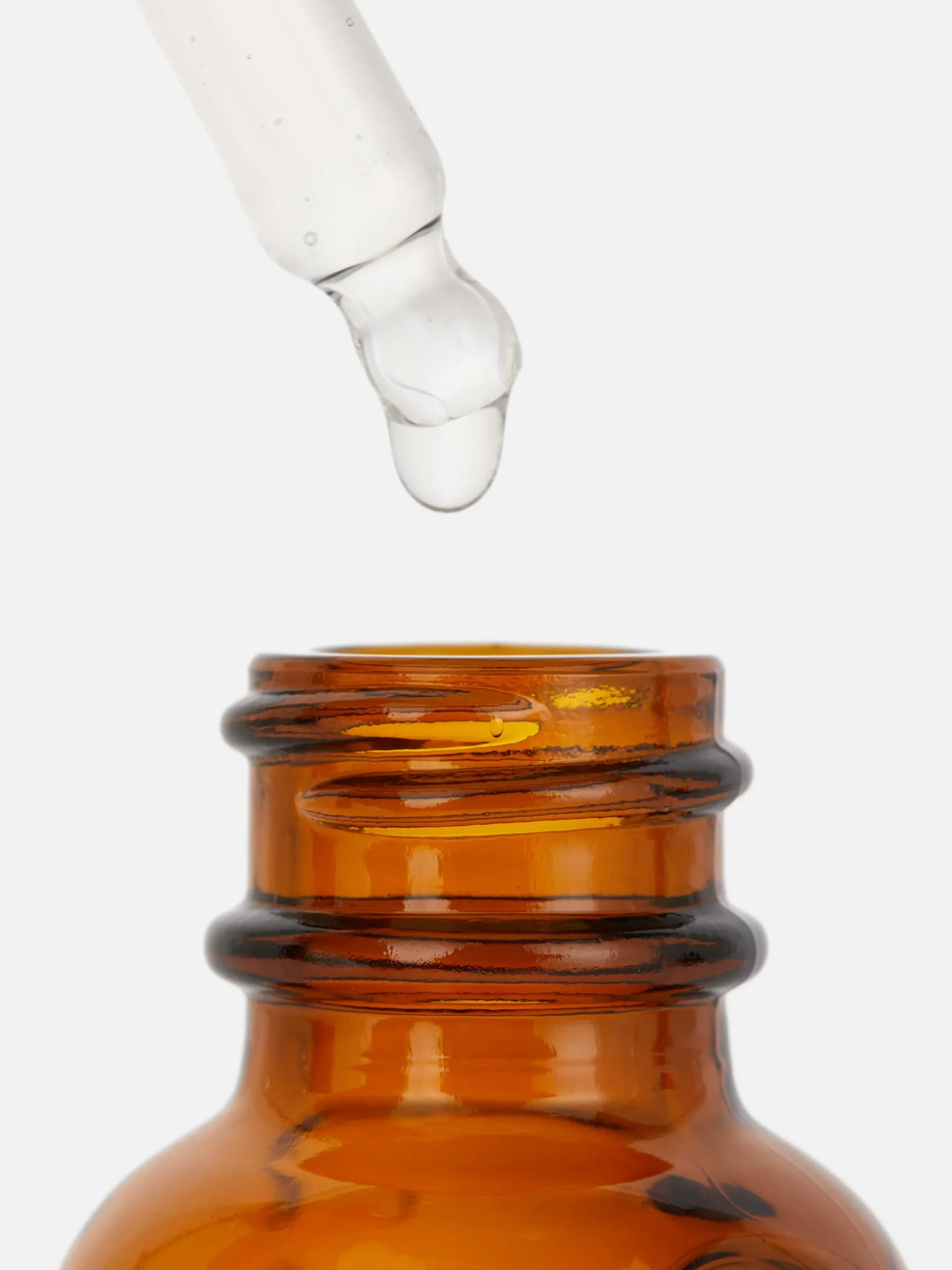 srum_pour_les_yeux___de_c_1.webp Sérum Pour Les Yeux à 5 % De Caféine PS... Skin