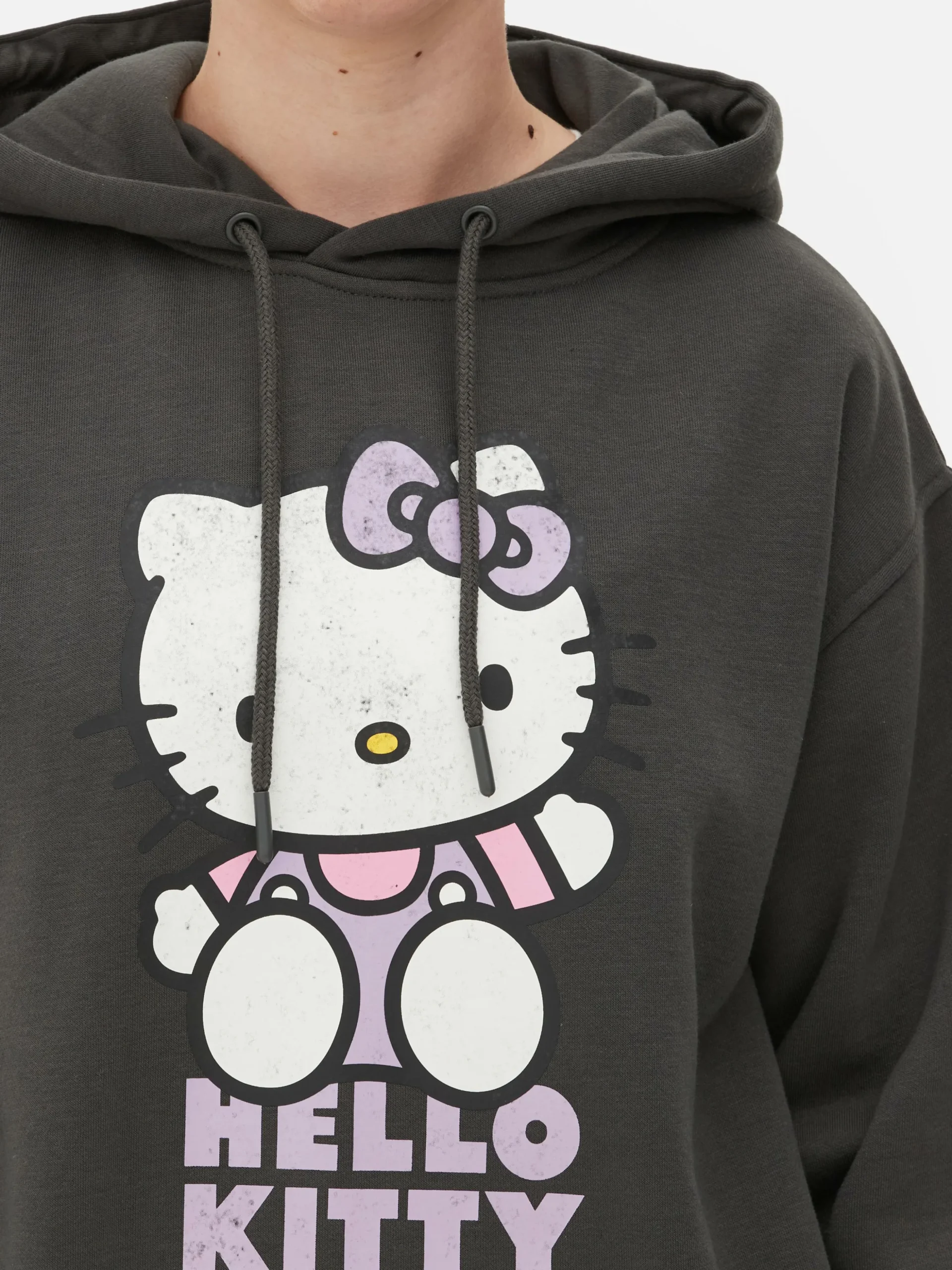 sweat__capuche_avec_perso_2.webp Sweat à Capuche Avec Personnage Hello Kitty à Coordonner