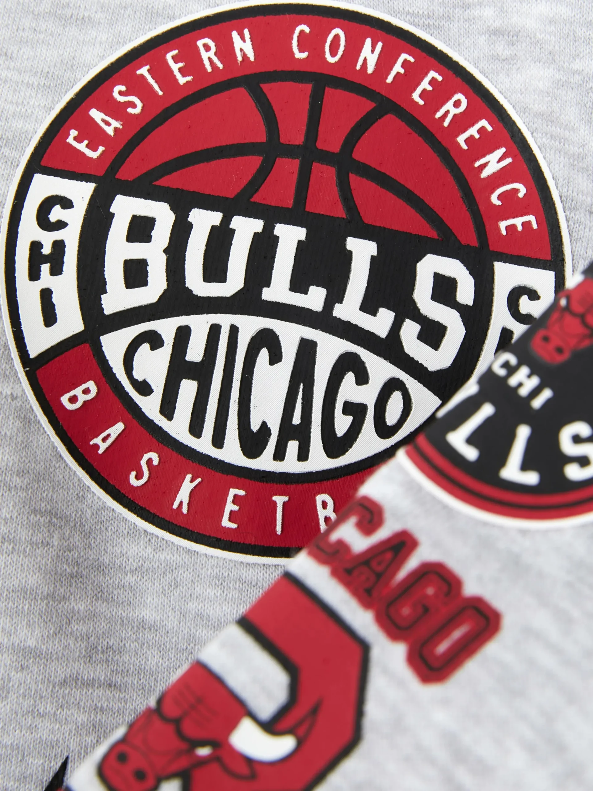 sweat__capuche_graphique__4-9.webp Sweat à Capuche Graphique NBA Chicago Bulls