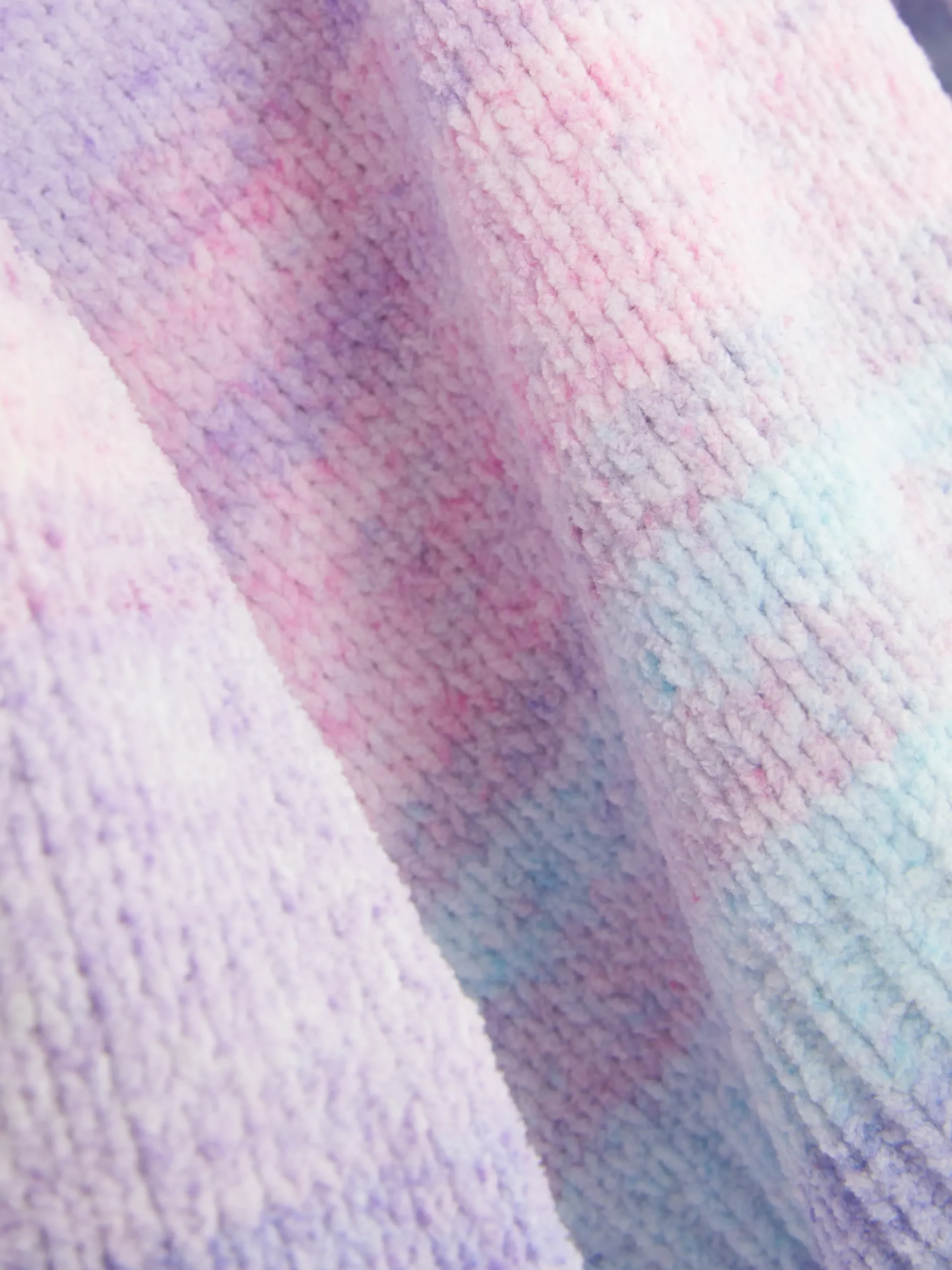 sweat__capuche_tricot_arc_4.webp Sweat à Capuche Tricoté Arc-en-ciel