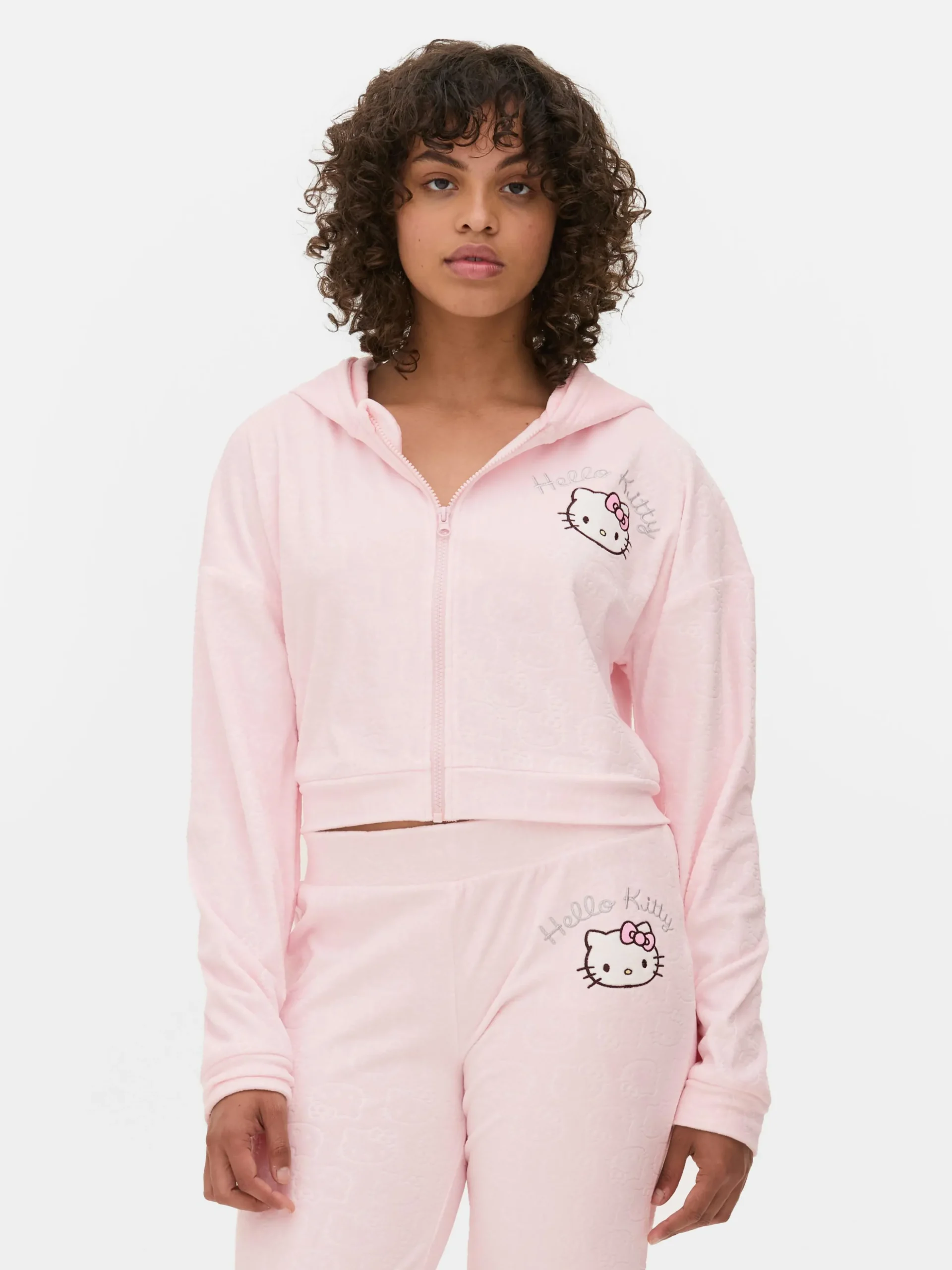 sweat__capuche_zipp_en_ve_1.webp Sweat à Capuche Zippé En Velours à Coordonner Hello Kitty