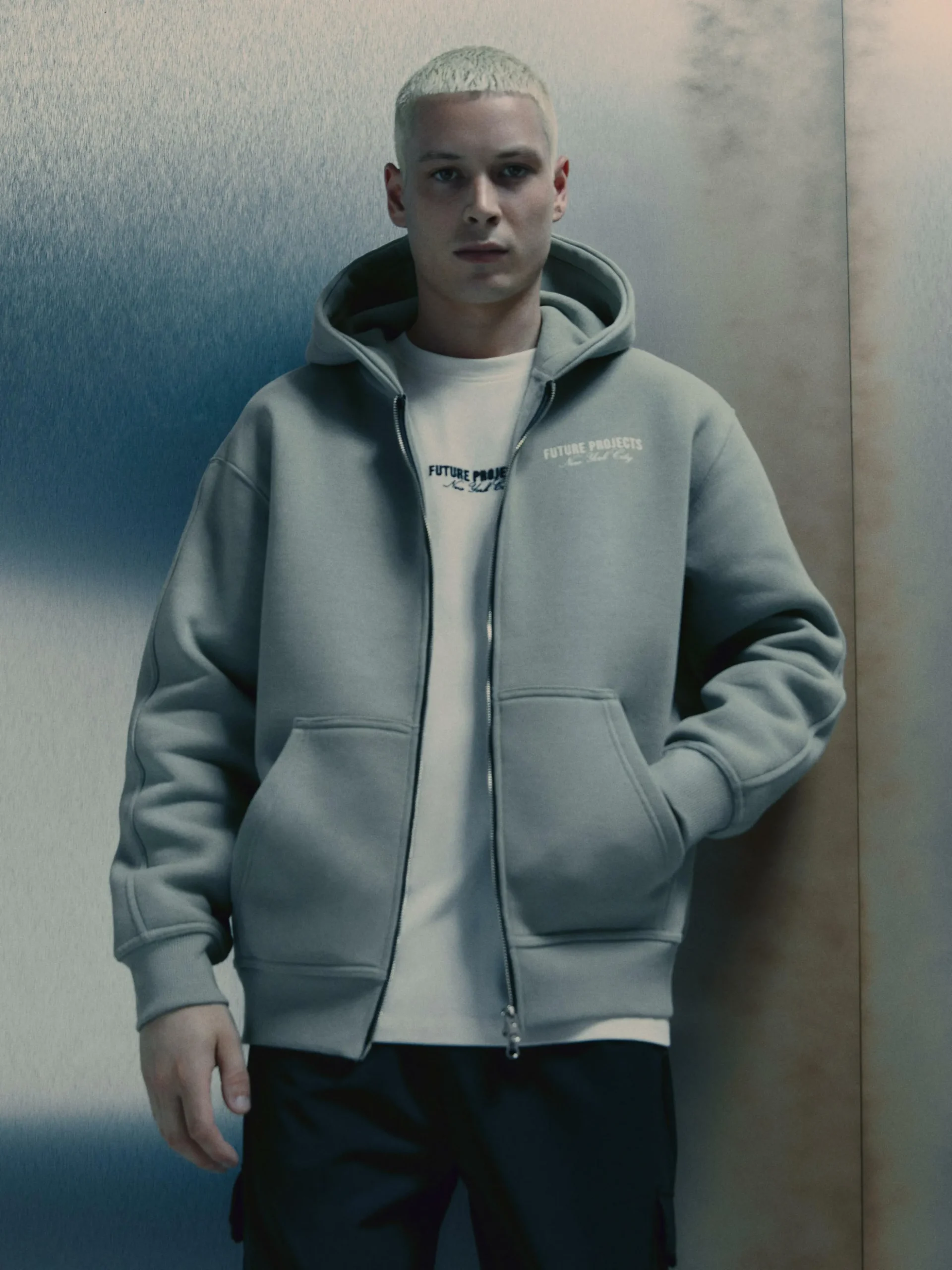sweat_zipp__capuche_futur_0.webp Sweat Zippé à Capuche Future Projects