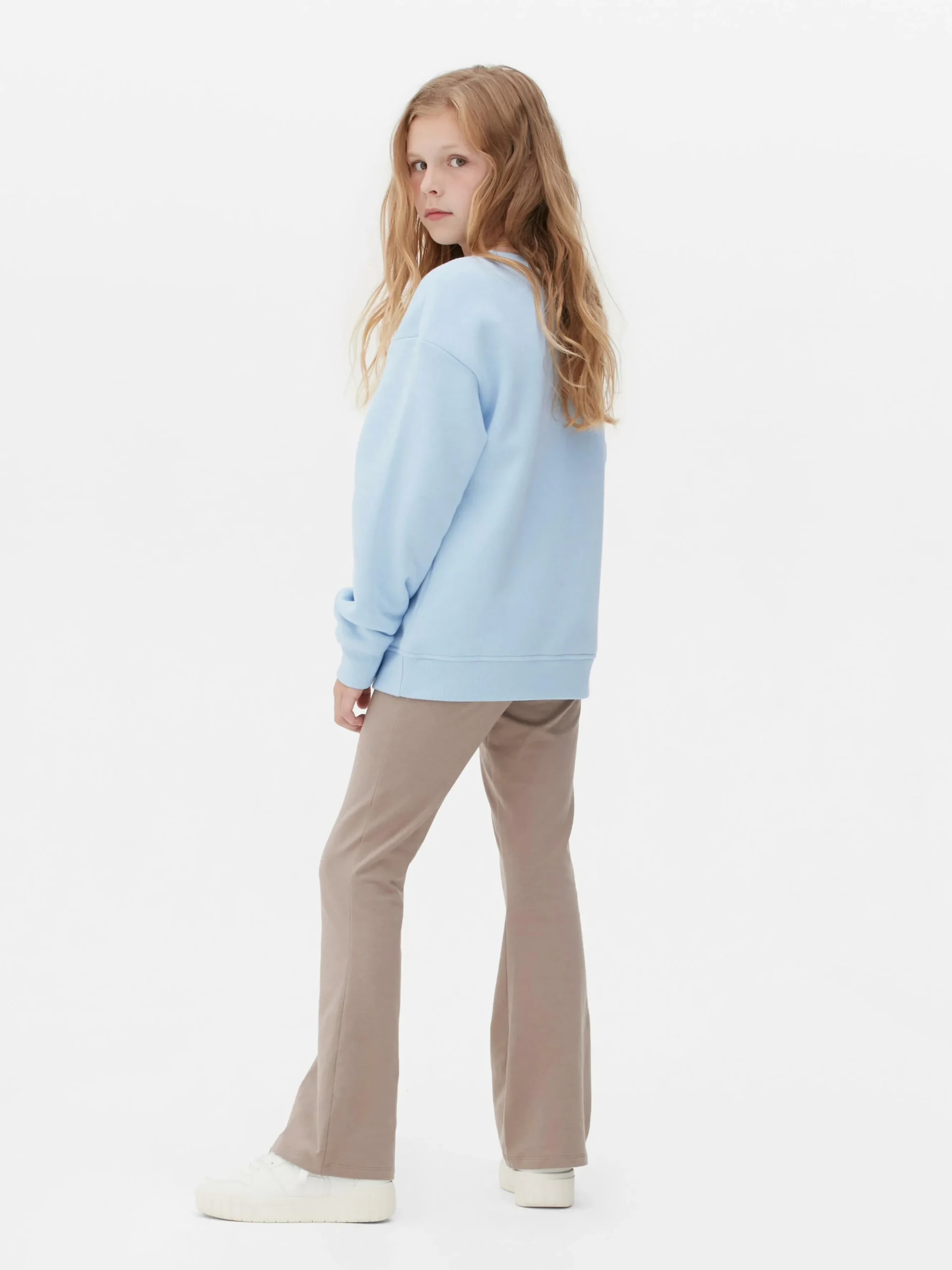 sweatshirt__col_rasducou_1-6.webp Sweat-shirt à Col Ras-du-cou