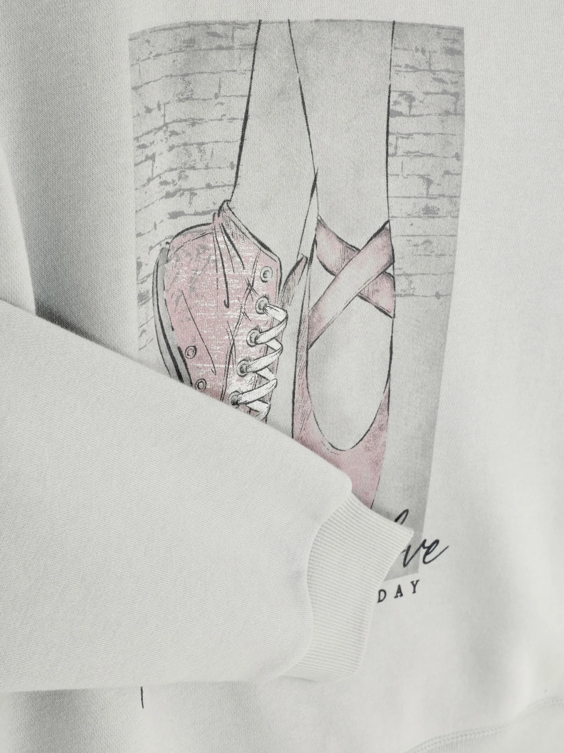 sweatshirt__col_rasducou_2-5.webp Sweat-shirt à Col Ras-du-cou