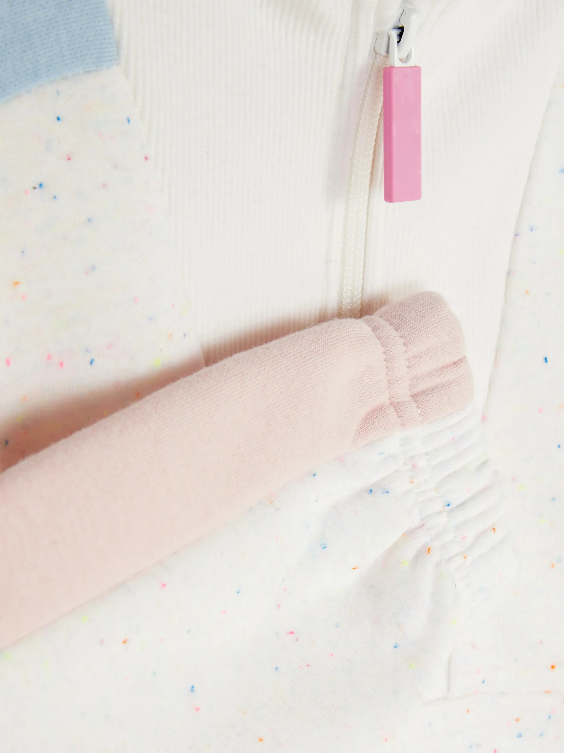 sweatshirt_color_block__e_4.webp Sweat-shirt Color Block à Encolure Zippée