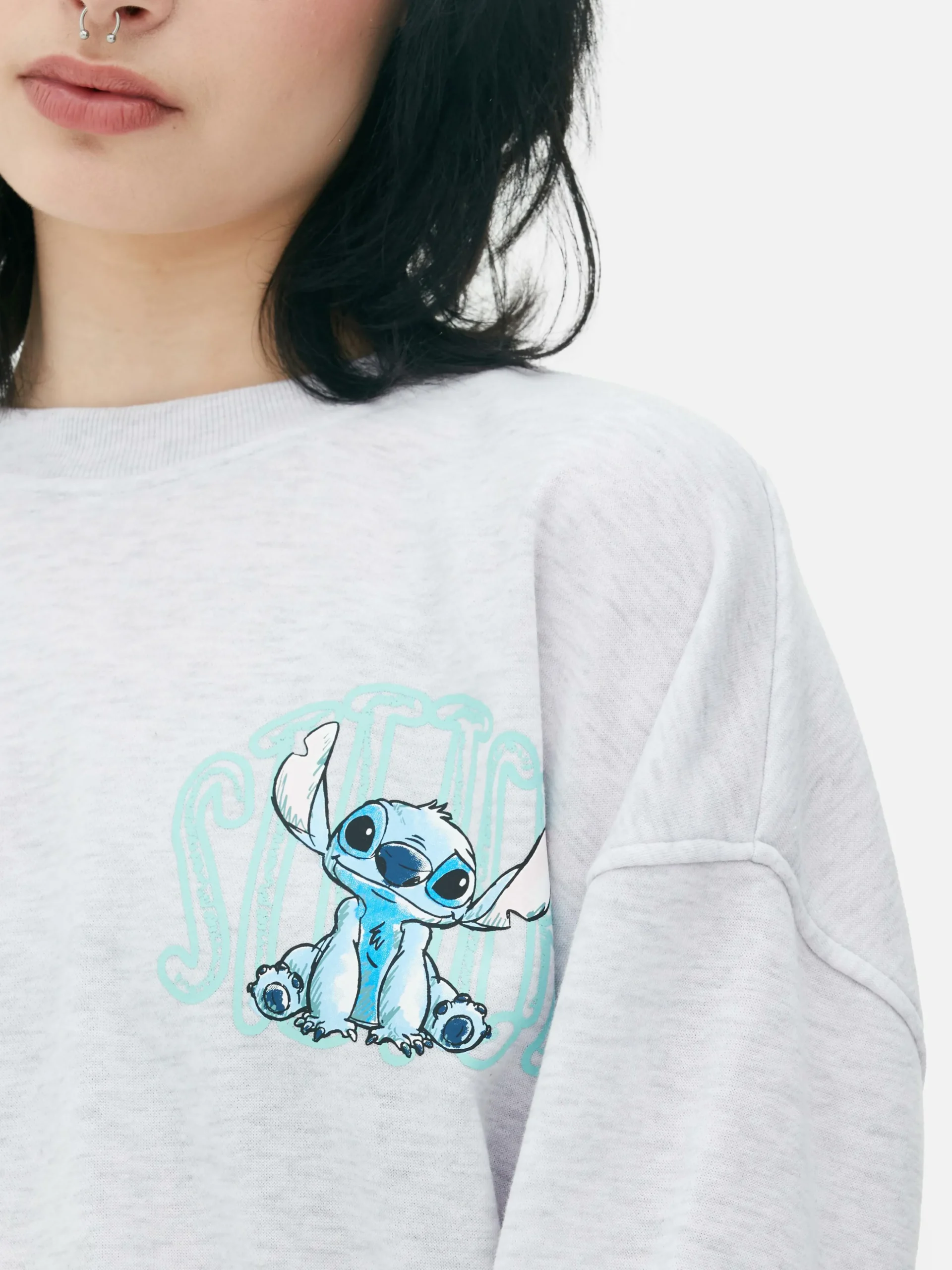sweatshirt_court_disney_l_2.webp Sweat-shirt Court Disney Lilo & Stitch