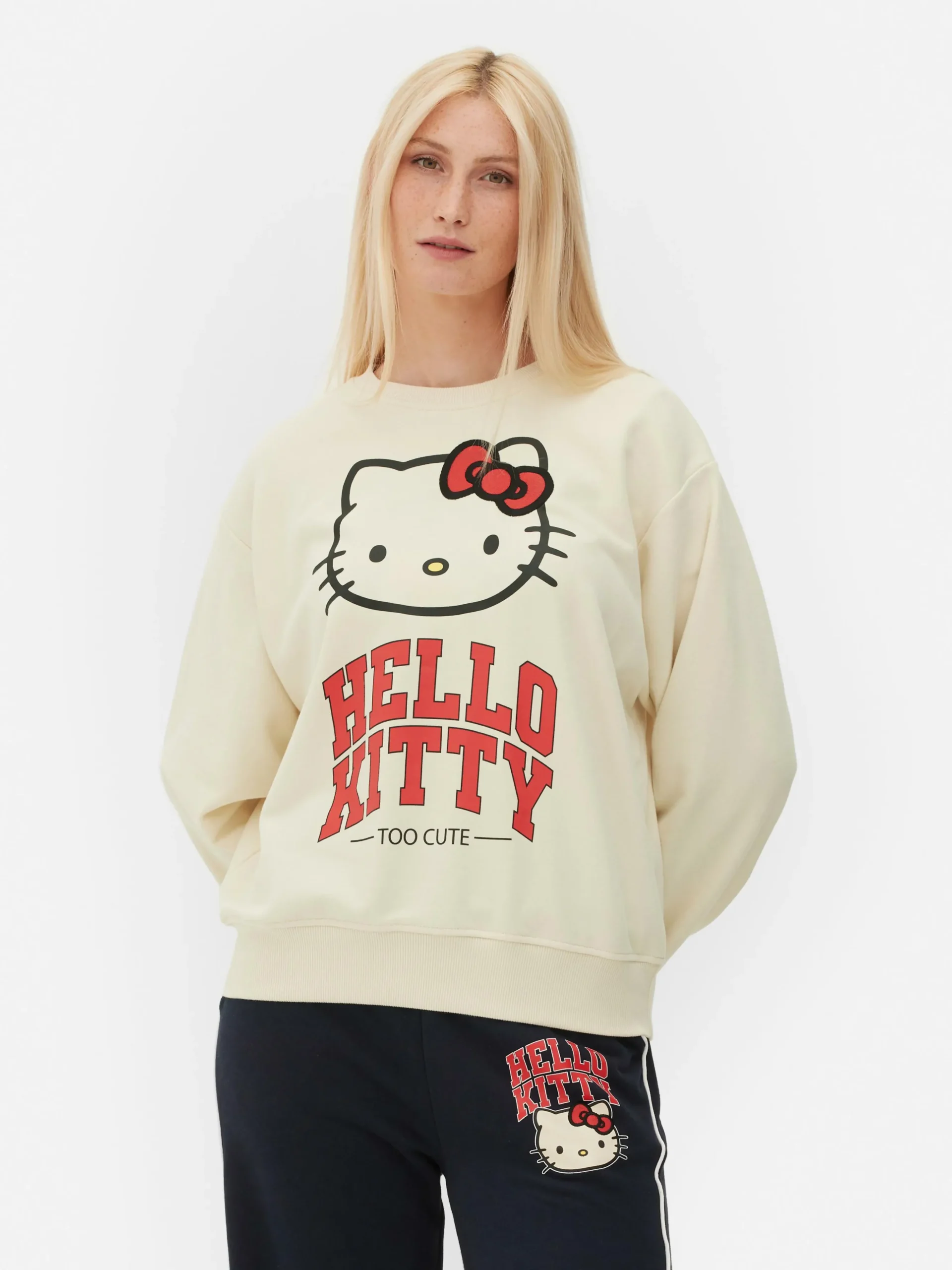 sweatshirt_de_sport_graph_1.webp Sweat-shirt De Sport Graphique Hello Kitty