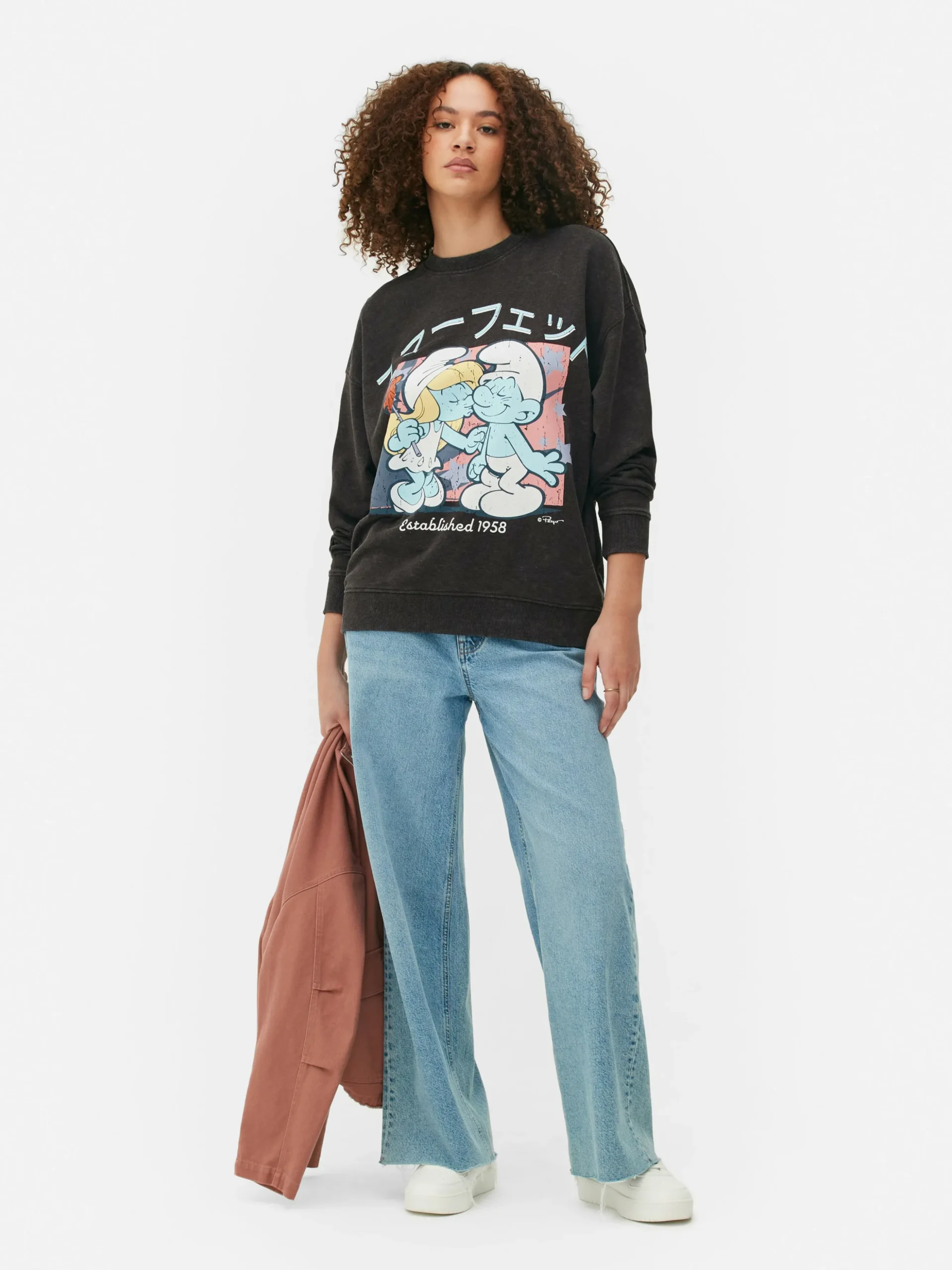 sweatshirt_oversize_graph_0-1.webp Sweat-shirt Oversize Graphique Les Schtroumpfs