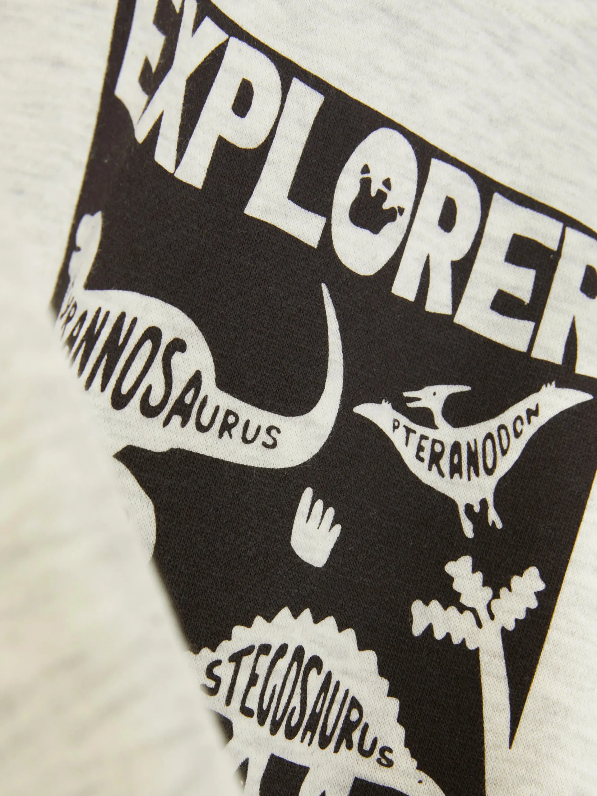 sweatshirt_rasducou_graph_4-2.webp Sweat-shirt Ras-du-cou Graphique