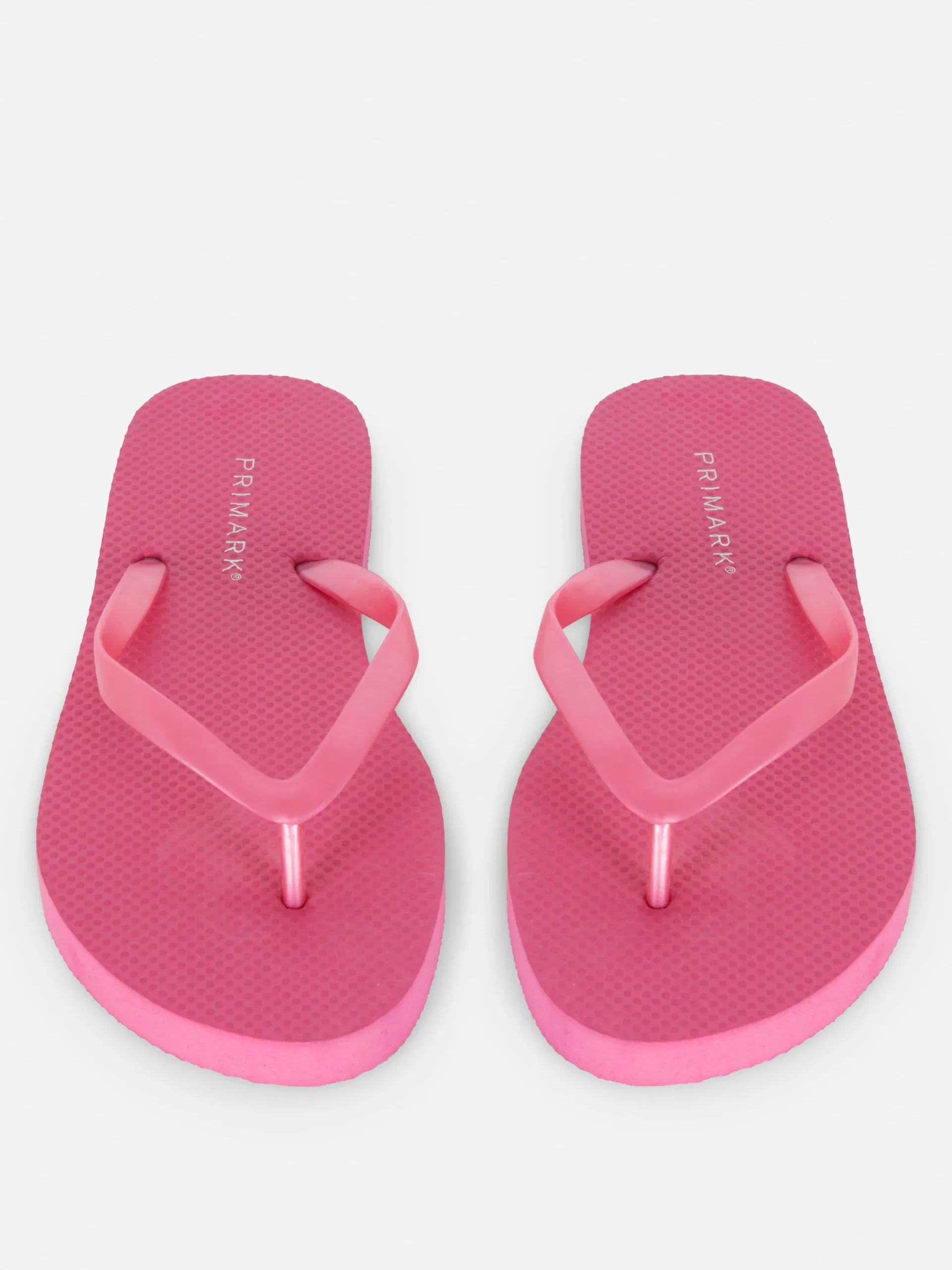 tongs_plates_essential_1-3.webp Tongs Plates Essential