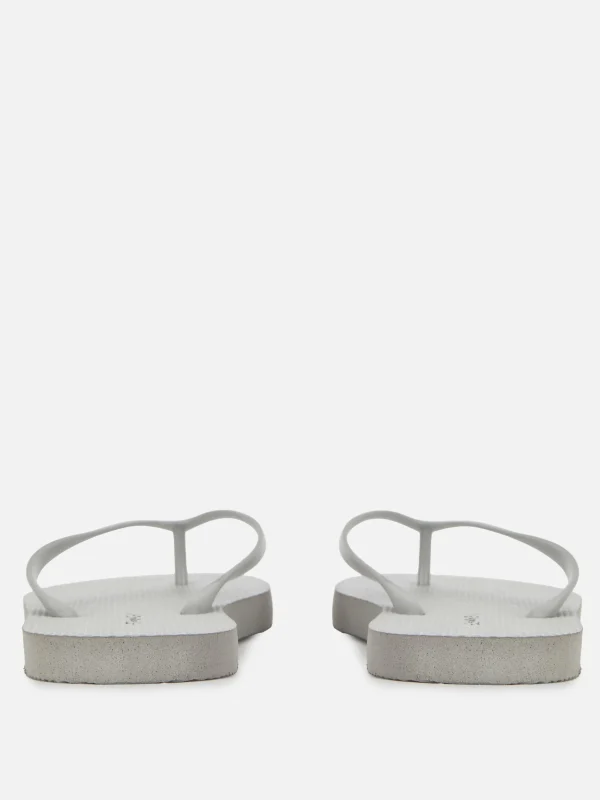 Tongs Plates Essential