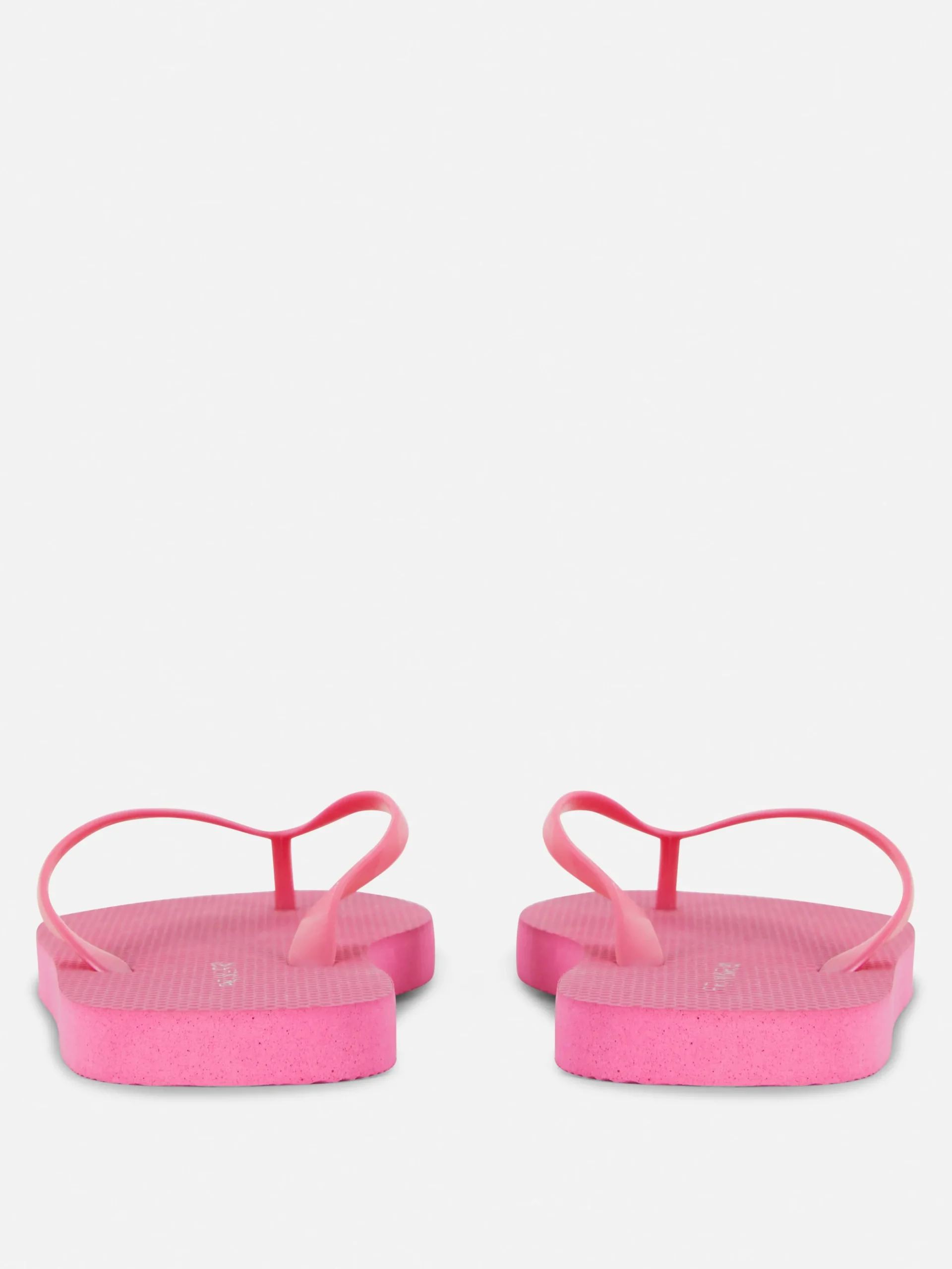 tongs_plates_essential_2-3.webp Tongs Plates Essential