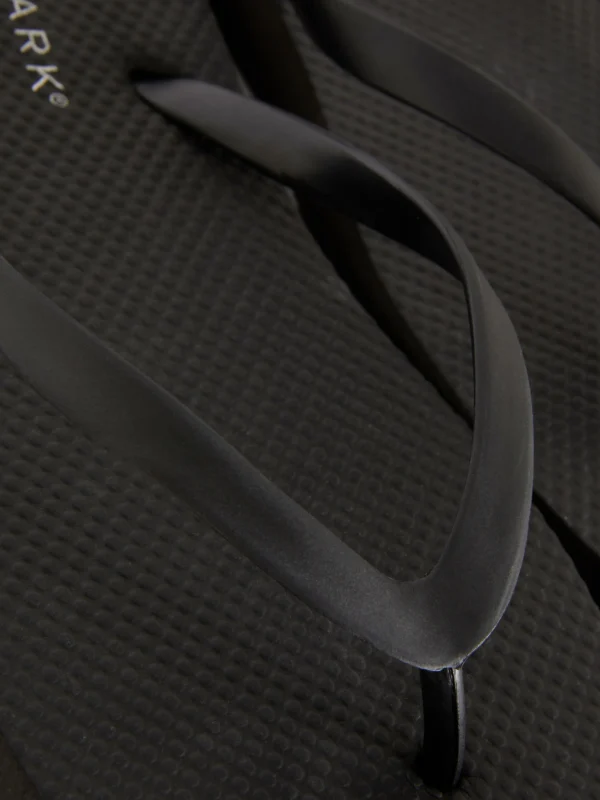 Tongs Plates Essential