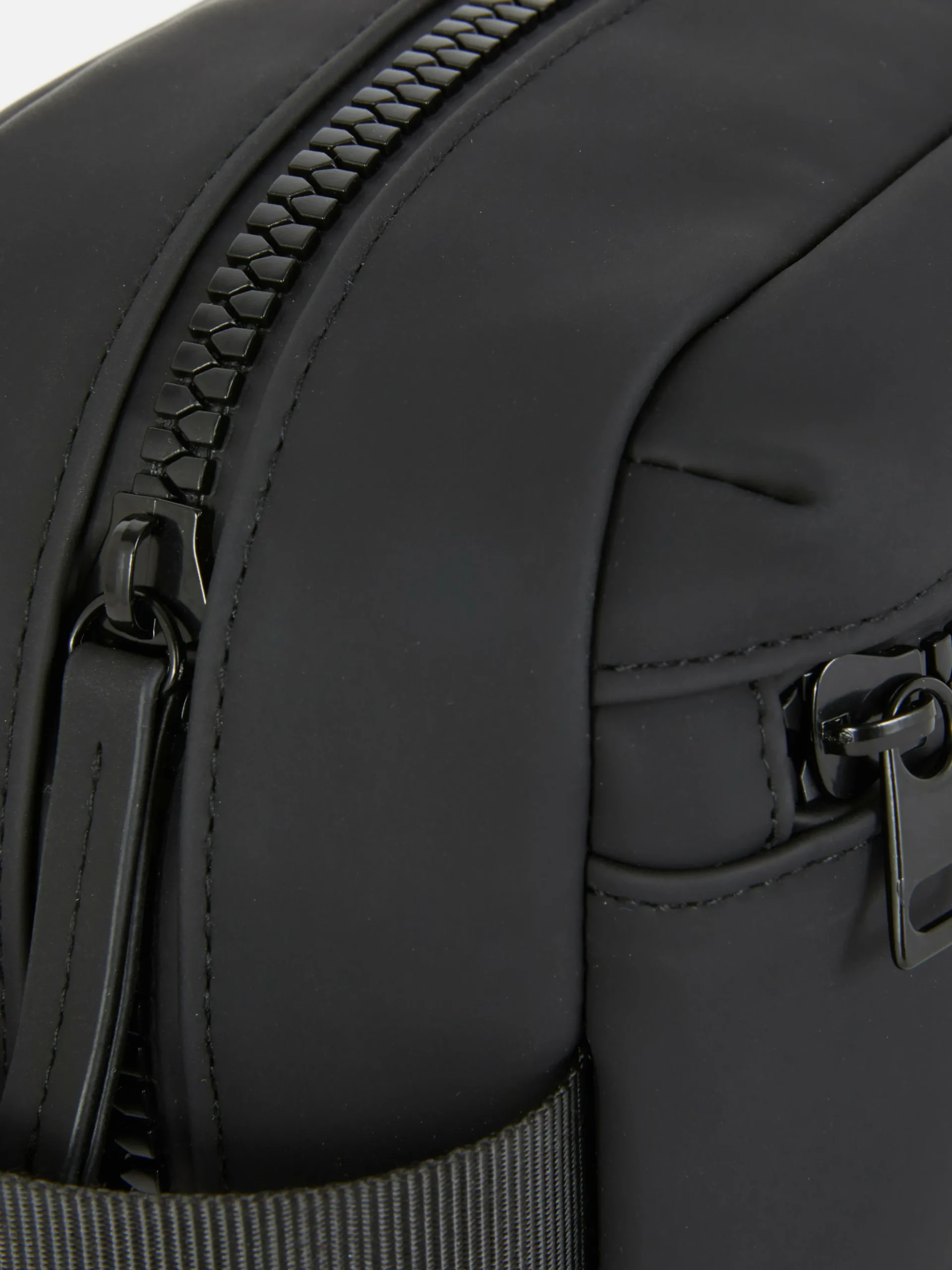 trousse_de_toilette_caout_2.webp Trousse De Toilette Caoutchoutée