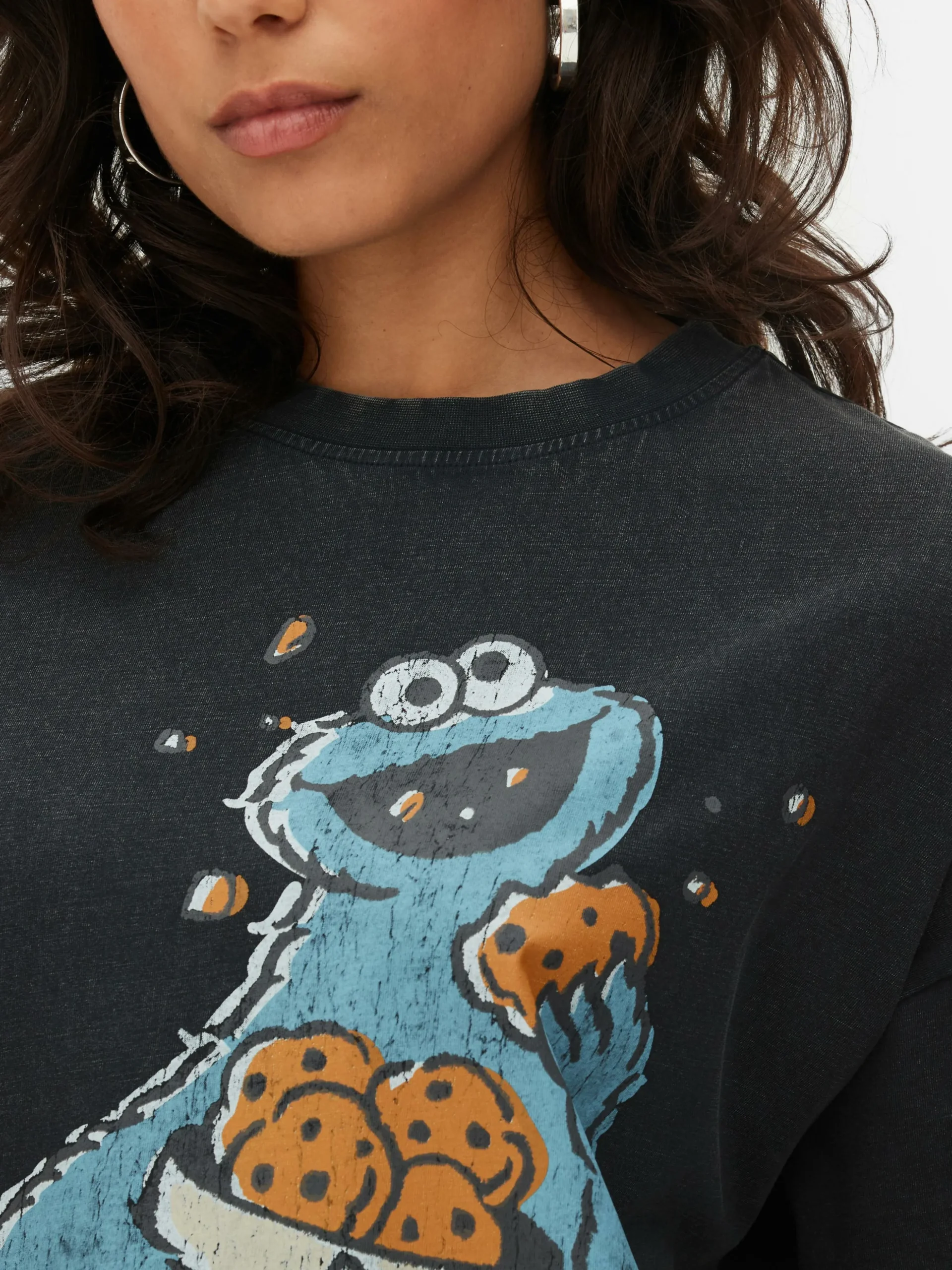 tshirt__rue_ssame_macaron_2.webp T-shirt 1, Rue Sésame Macaron Le Glouton