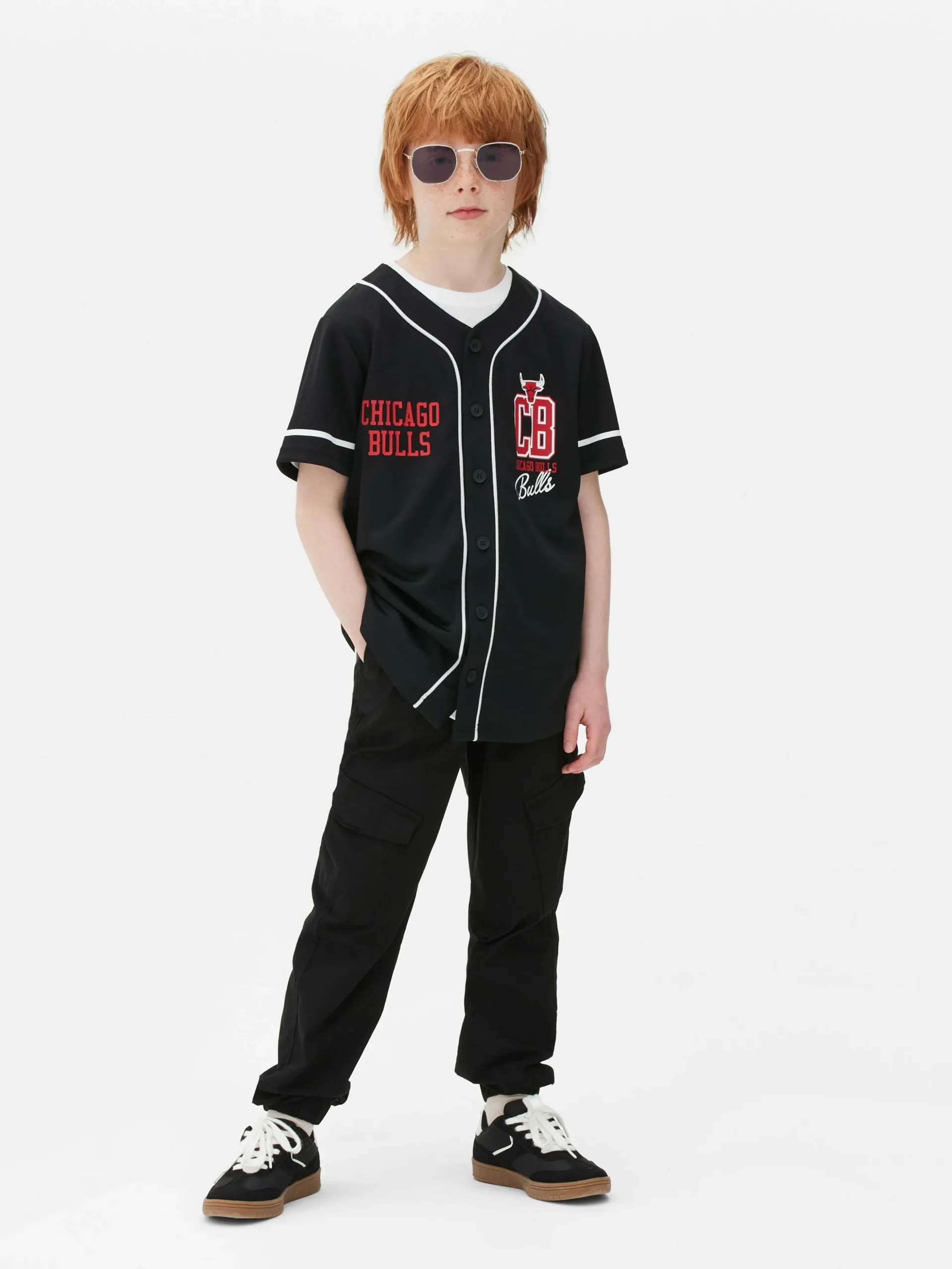 tshirt_boutonn_nba_chicag_0.webp T-shirt Boutonné NBA Chicago Bulls