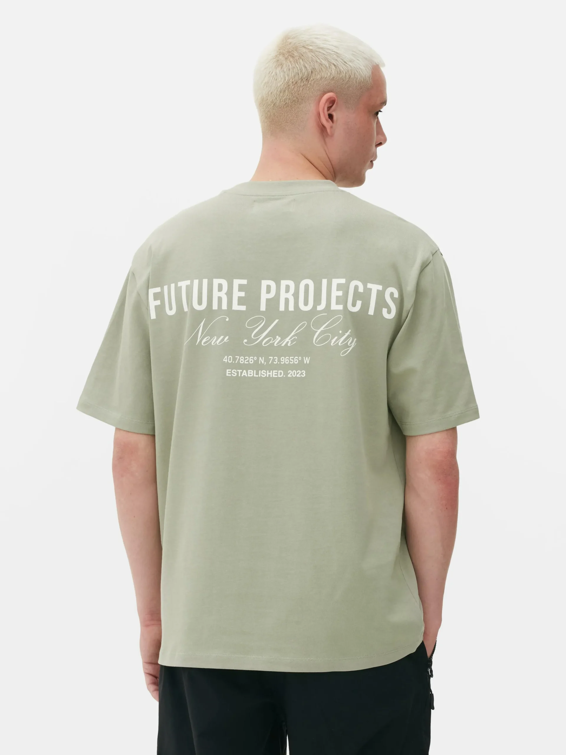 tshirt_brod_future_projec_3-1.webp T-shirt Brodé Future Projects