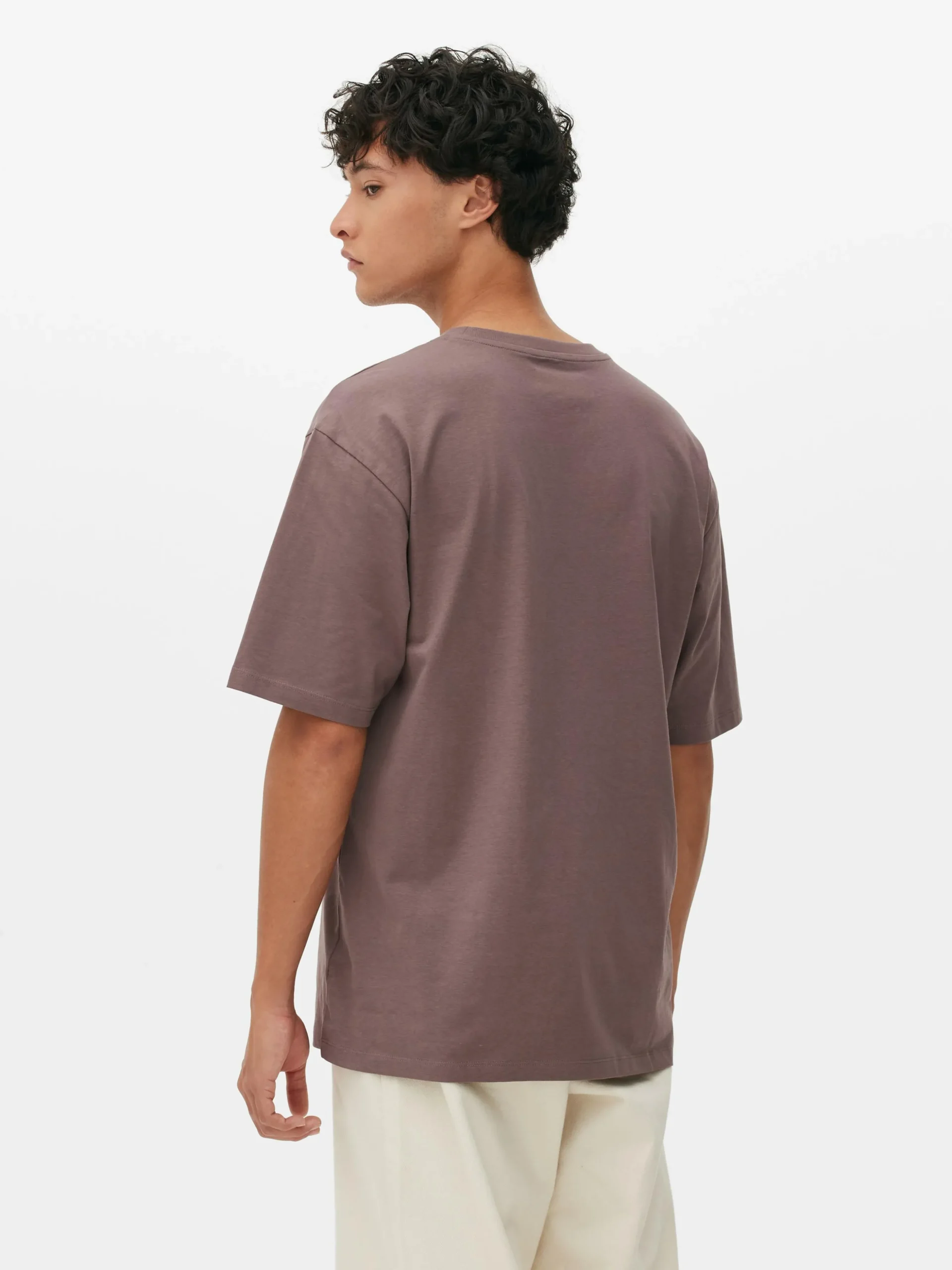 tshirt_coupe_dcontracte_3.webp T-shirt Coupe Décontractée