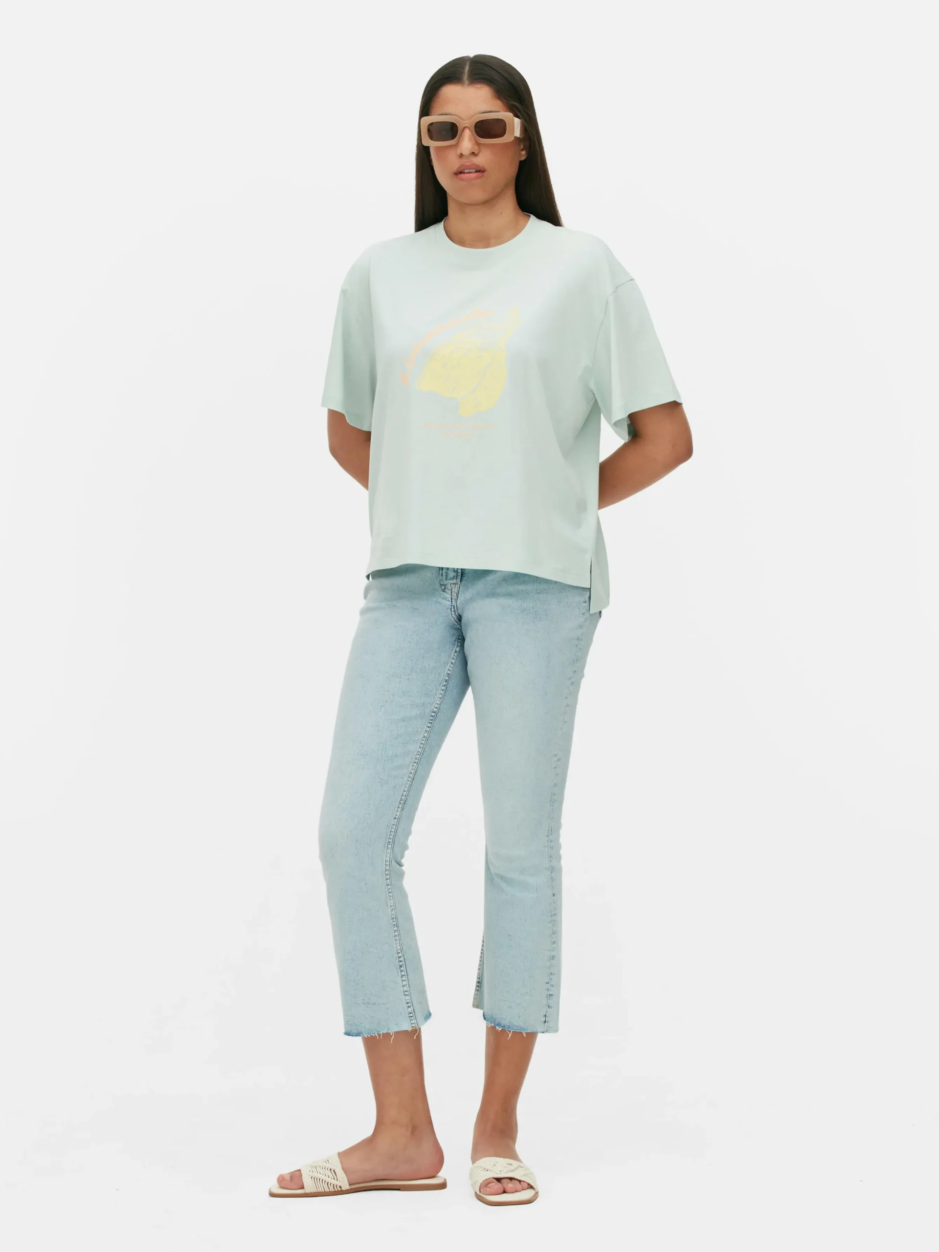 tshirt_coupe_droite__moti_0-1.webp T-shirt Coupe Droite à Motif Graphique