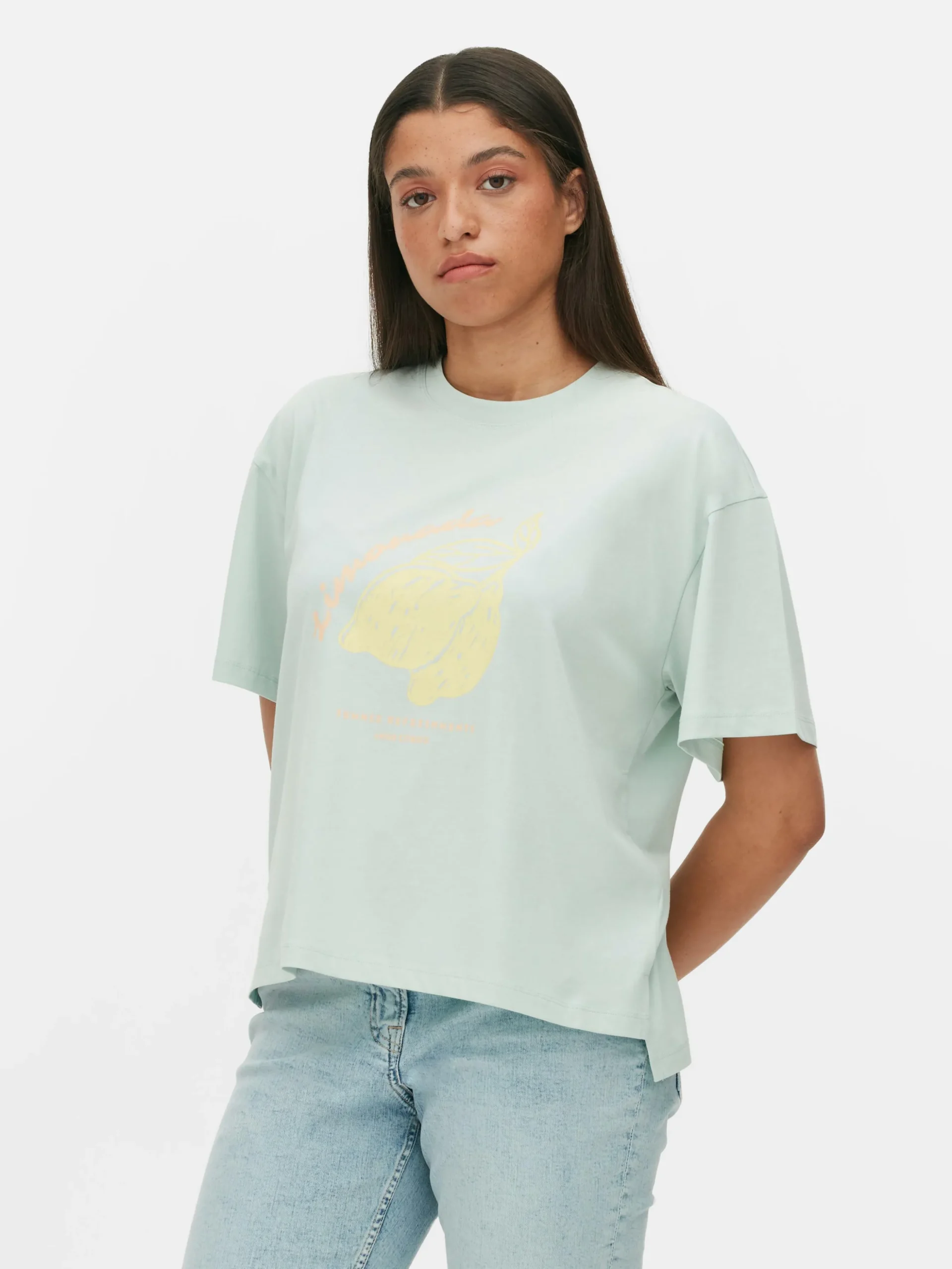 tshirt_coupe_droite__moti_1-1.webp T-shirt Coupe Droite à Motif Graphique