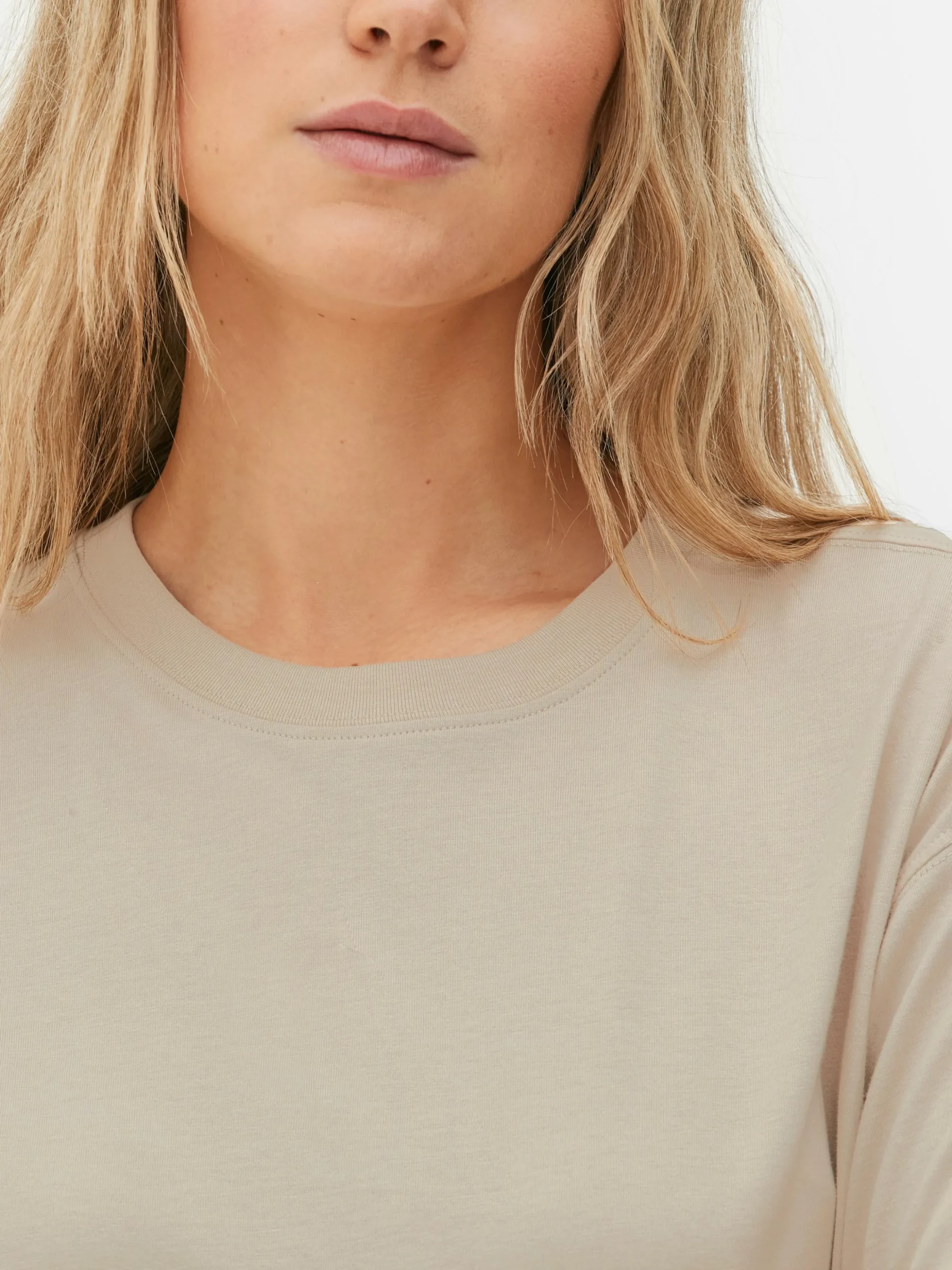 tshirt_coupe_droite_overs_2.webp T-shirt Coupe Droite Oversize