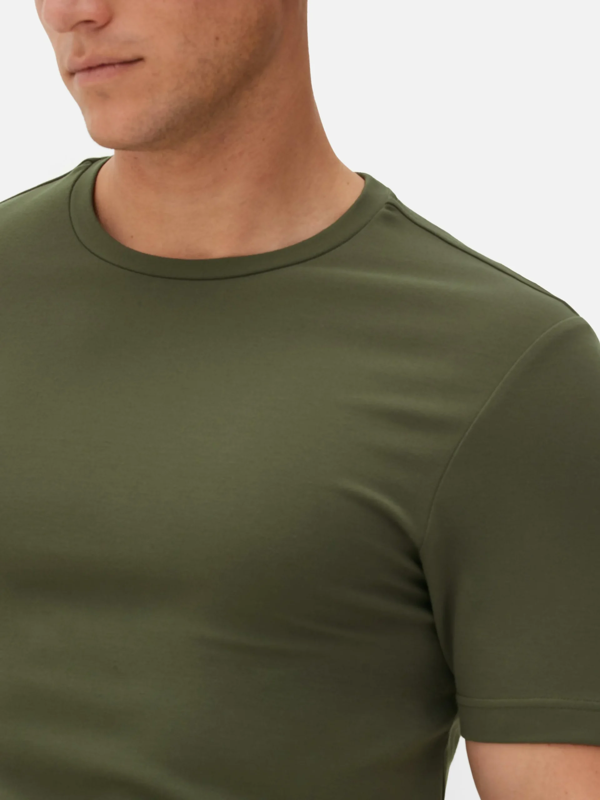 tshirt_coupe_slim_kem_2-1.webp T-shirt Coupe Slim Kem