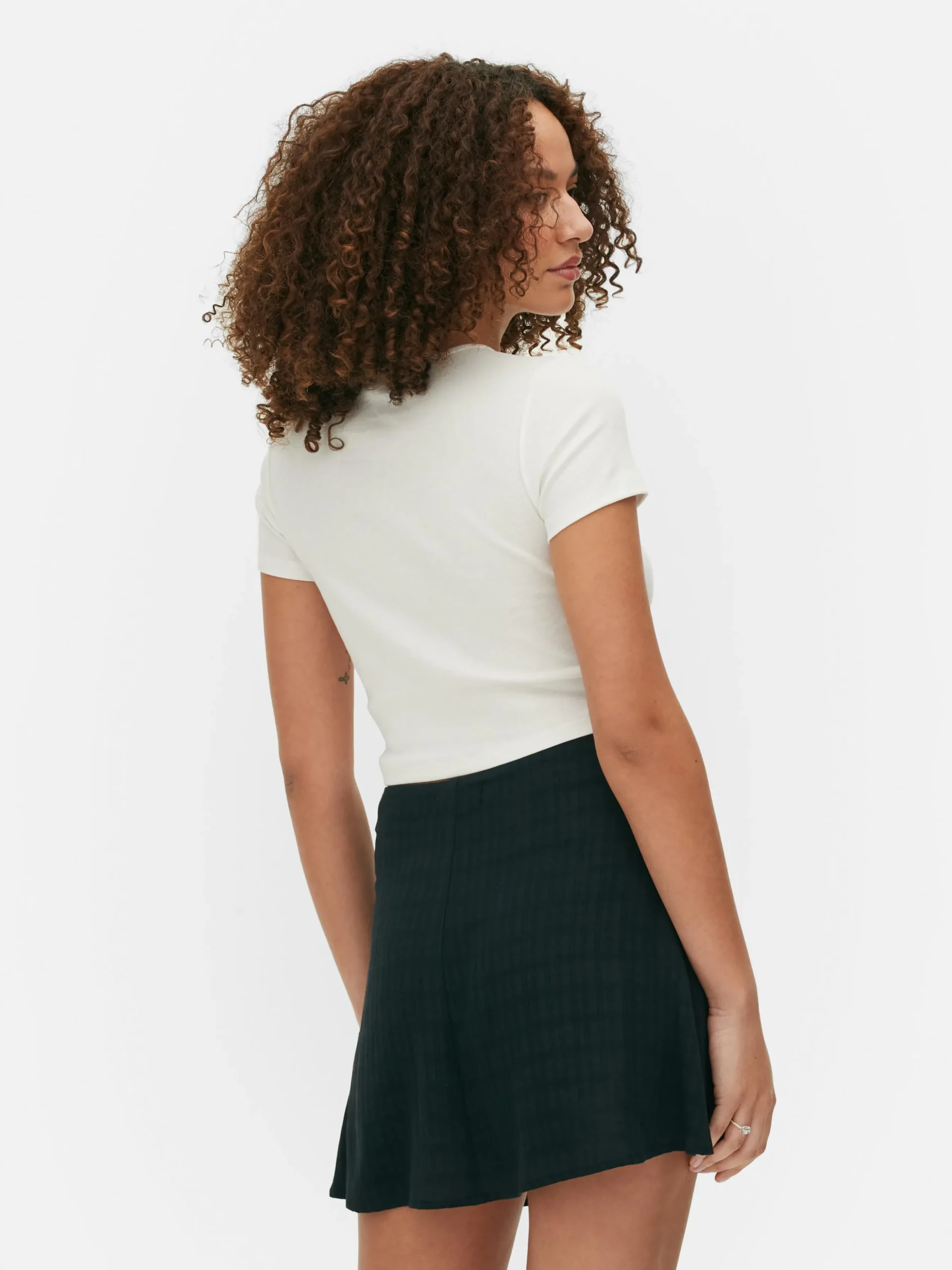 tshirt_court_graphique_3.webp T-shirt Court Graphique