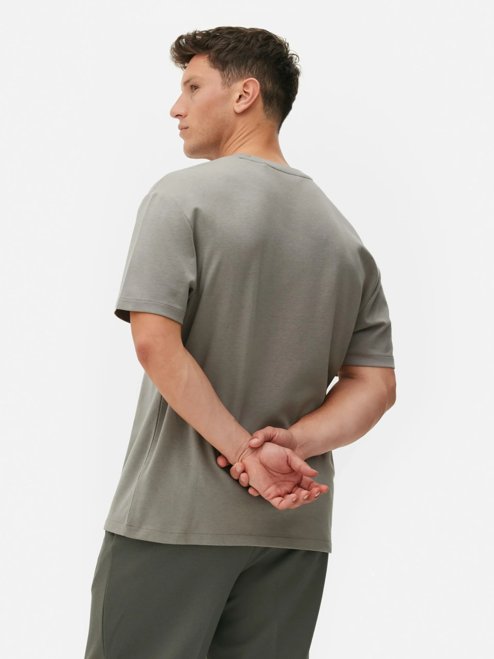 tshirt_dcontract_kem_3-1.webp T-shirt Décontracté Kem