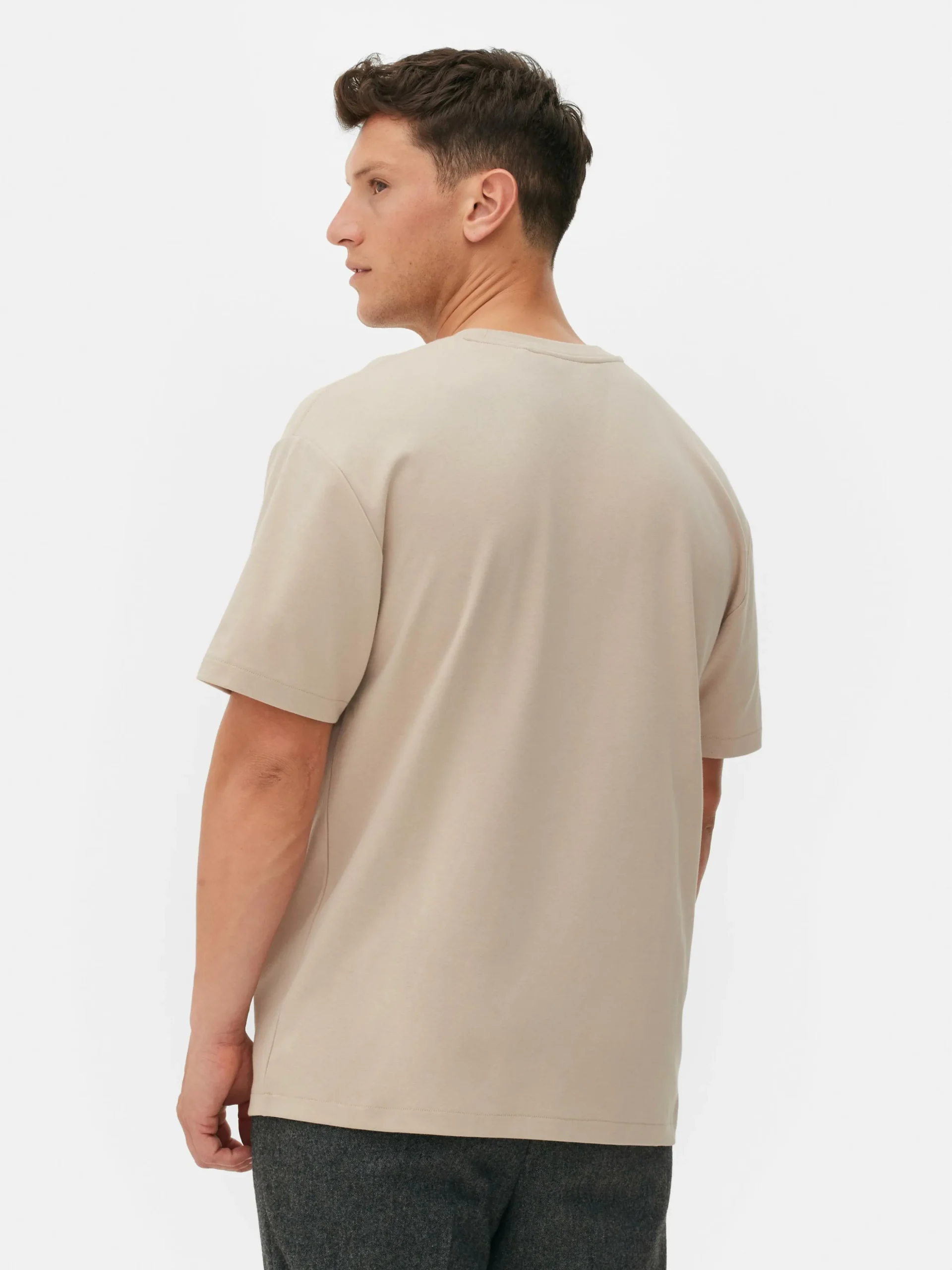 tshirt_dcontract_kem_3.webp T-shirt Décontracté Kem