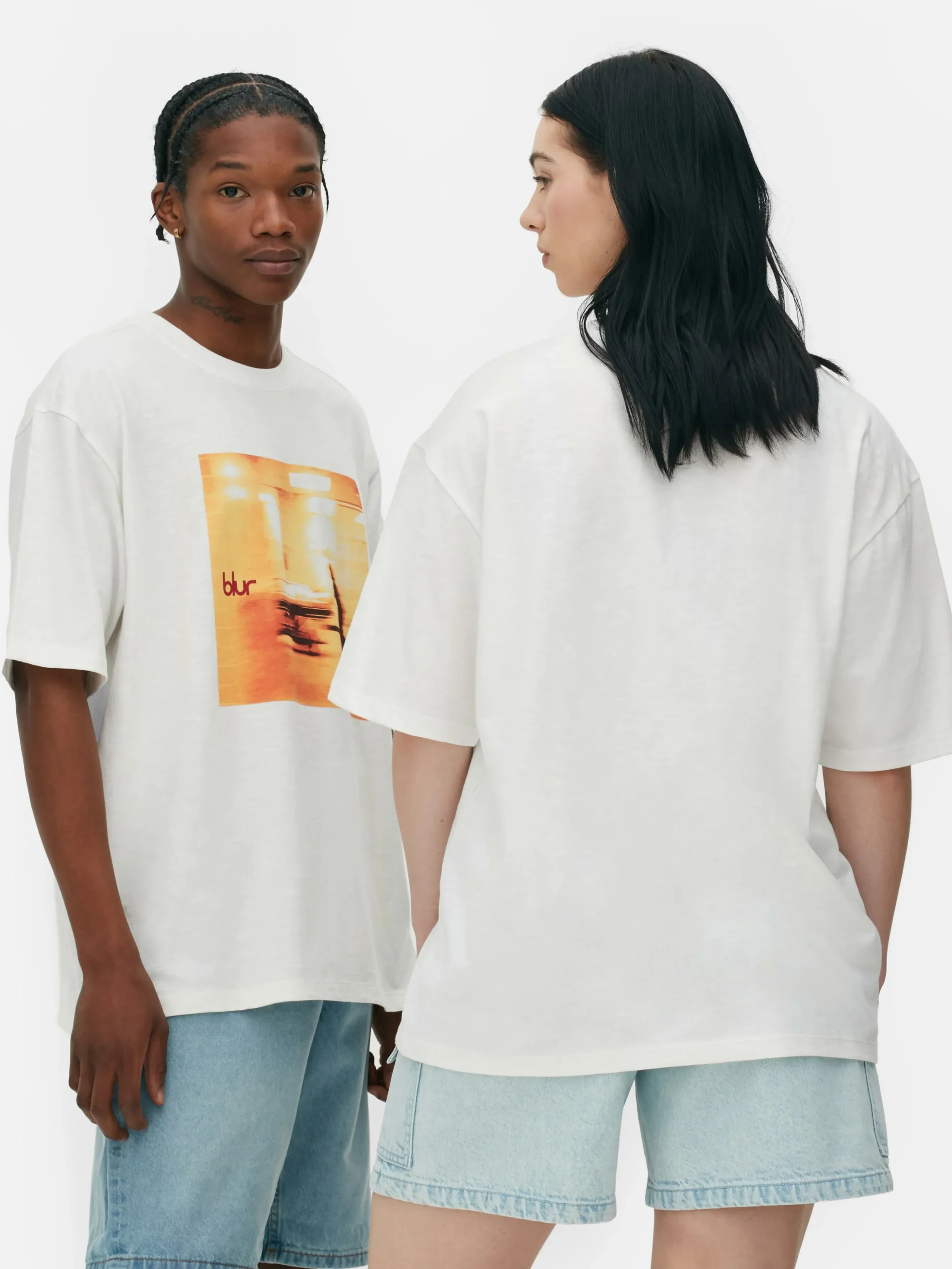 tshirt_de_groupe_blur_3.webp T-shirt De Groupe Blur