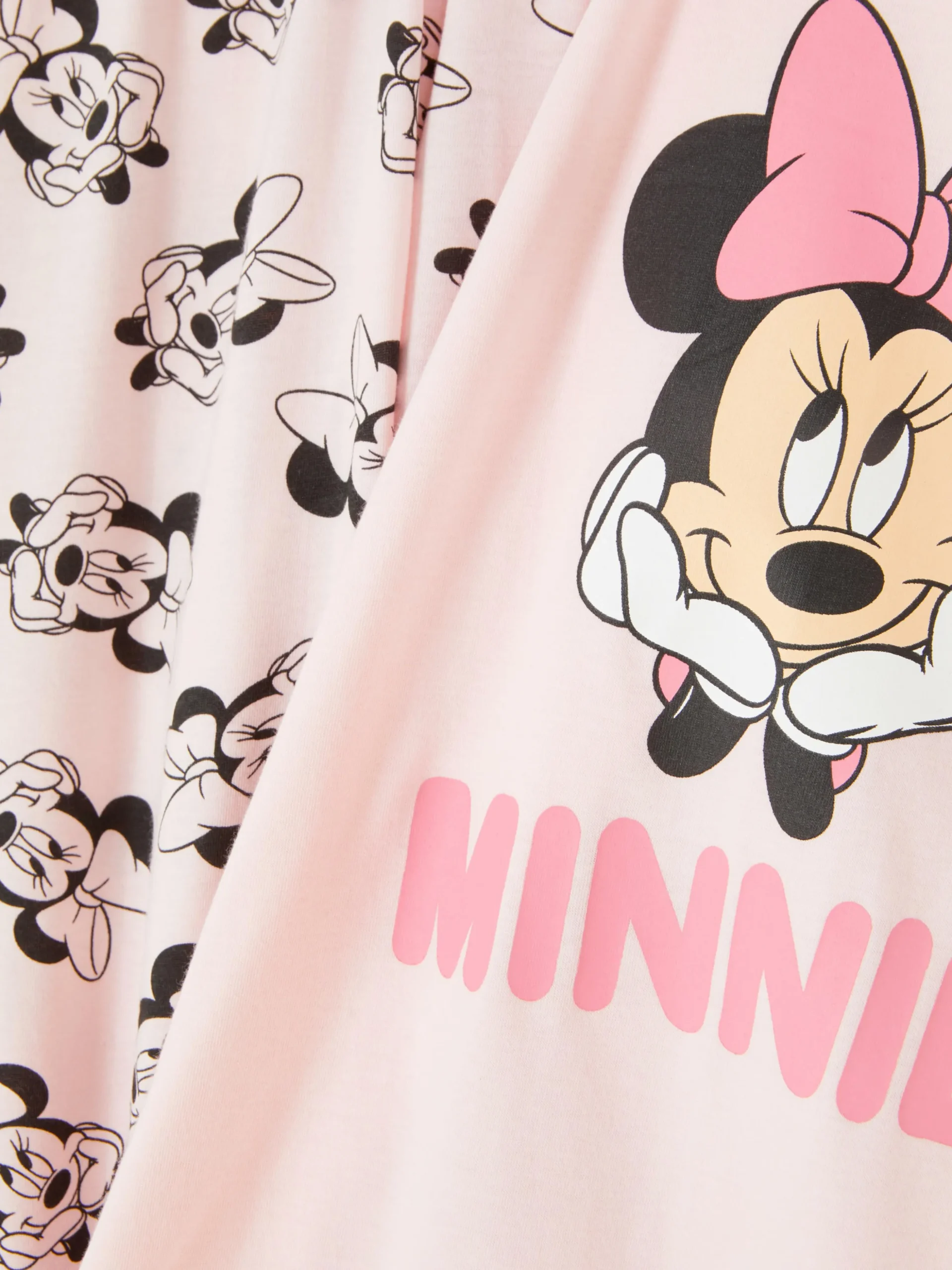 tshirt_de_pyjama_personna_1-1.webp T-shirt De Pyjama Personnages Disney