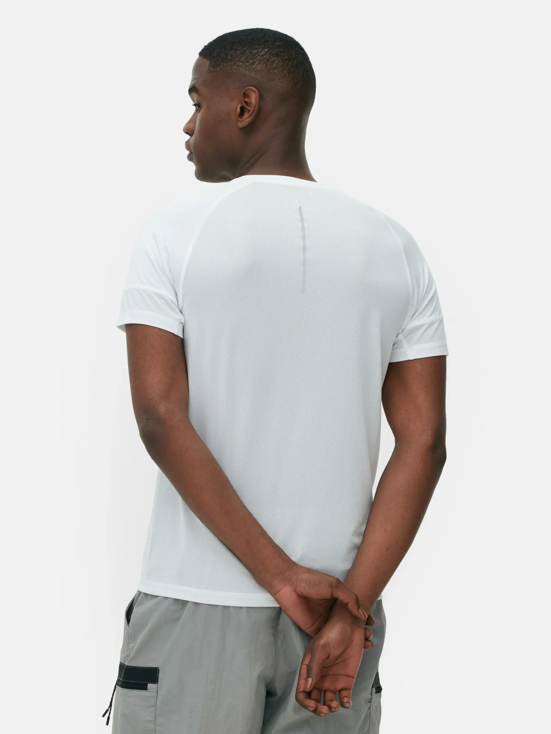 tshirt_de_sport__manches__3.webp T-shirt De Sport à Manches Courtes