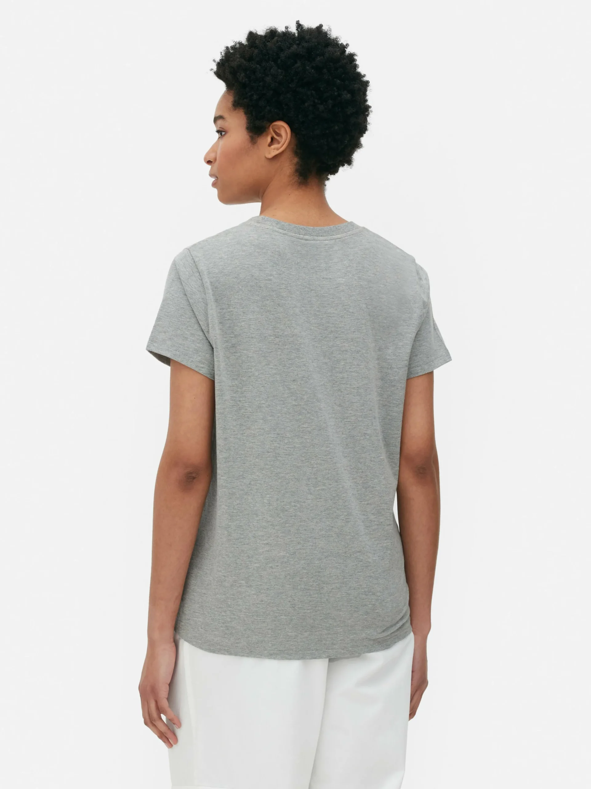 tshirt_disney_mickey_mous_3.webp T-shirt Disney Mickey Mouse Sports Club