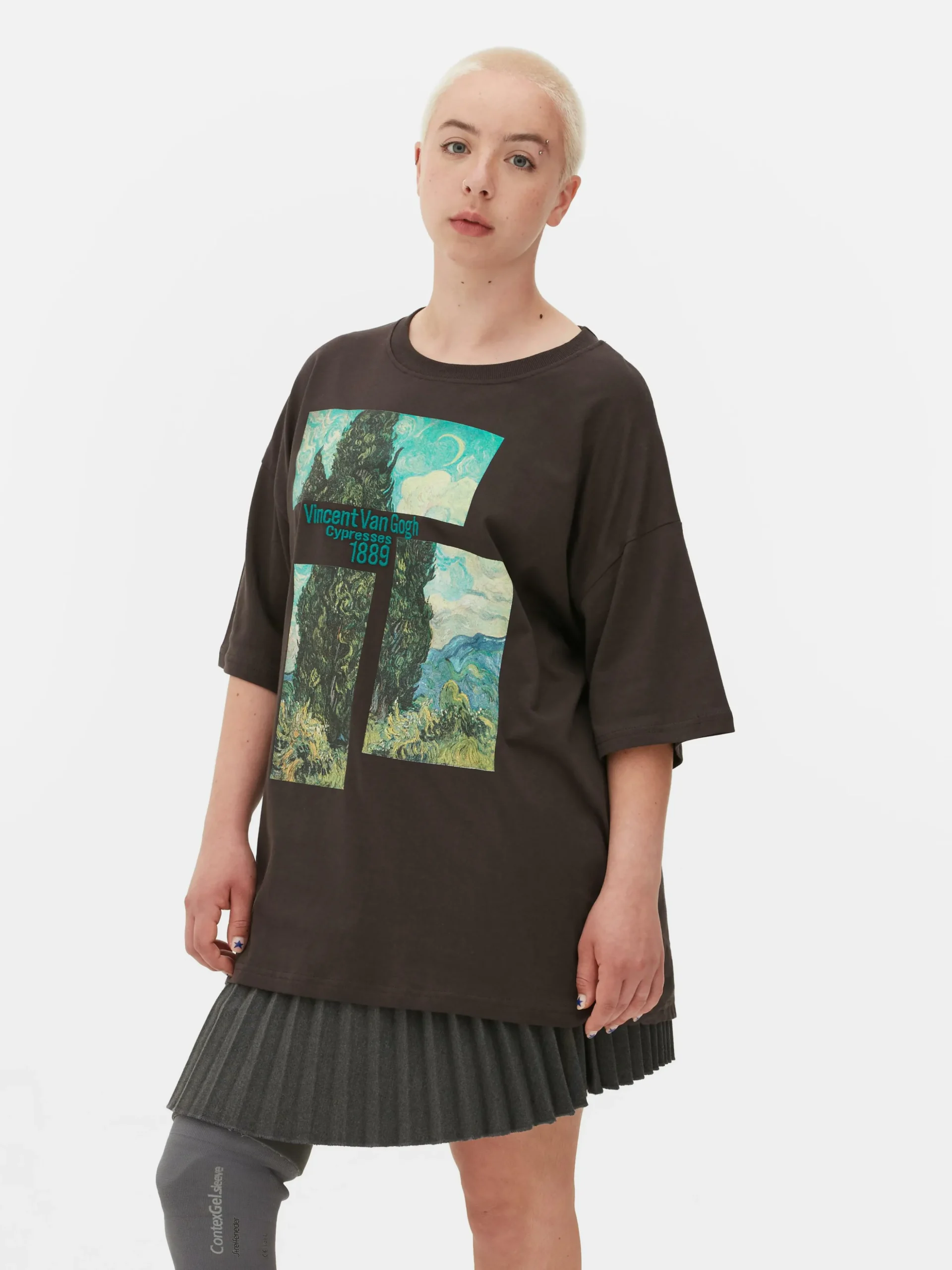tshirt_oversize_les_cyprs_1.webp T-shirt Oversize Les Cyprès De Van Gogh