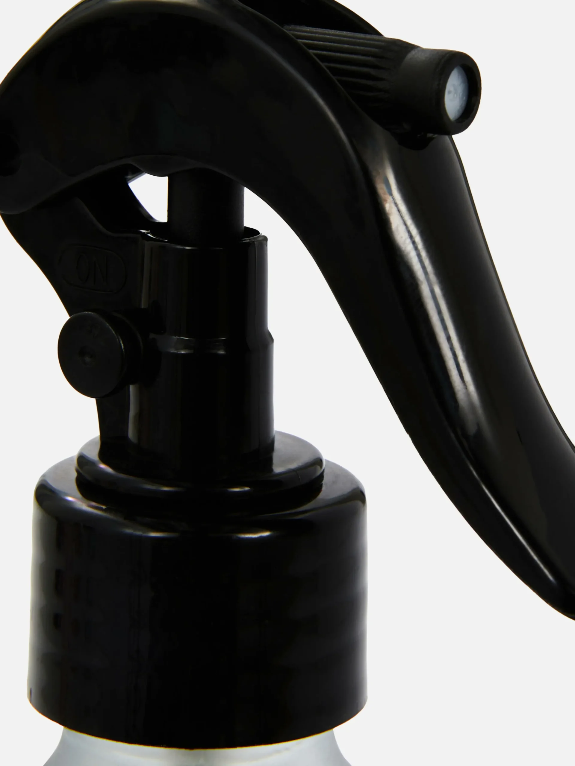 vaporisateur_de_tissu_par_1.webp Vaporisateur De Tissu Parfumé