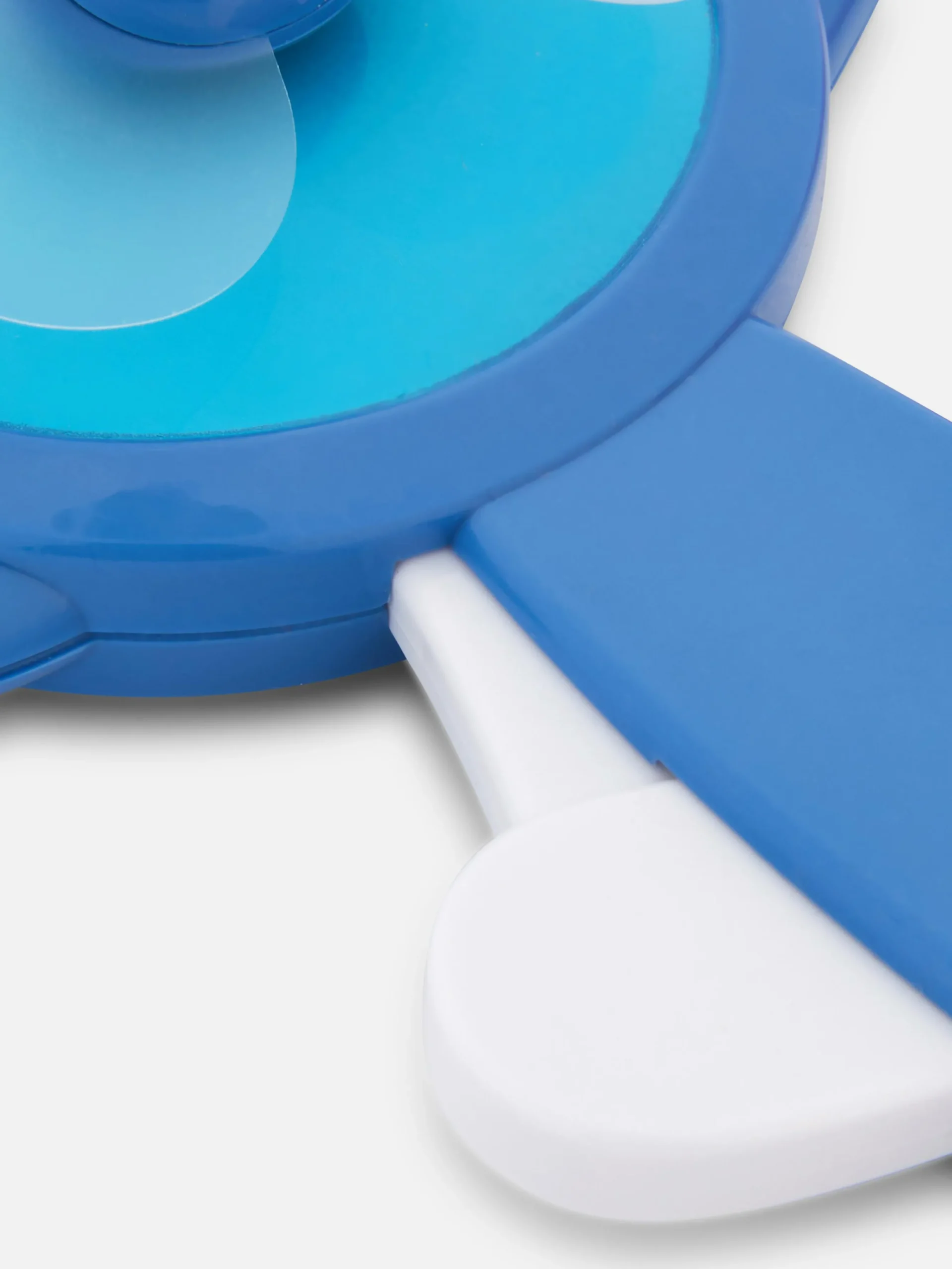 ventilateur_portatif_disn_1.webp Ventilateur Portatif Disney Lilo & Stitch