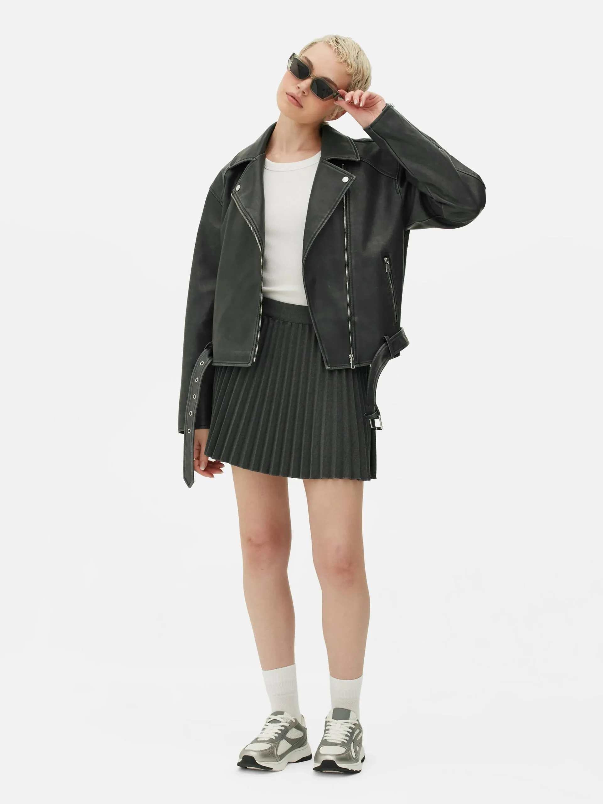 veste_de_motard_en_simili_1.webp Veste De Motard En Simili Cuir Effet Vieilli