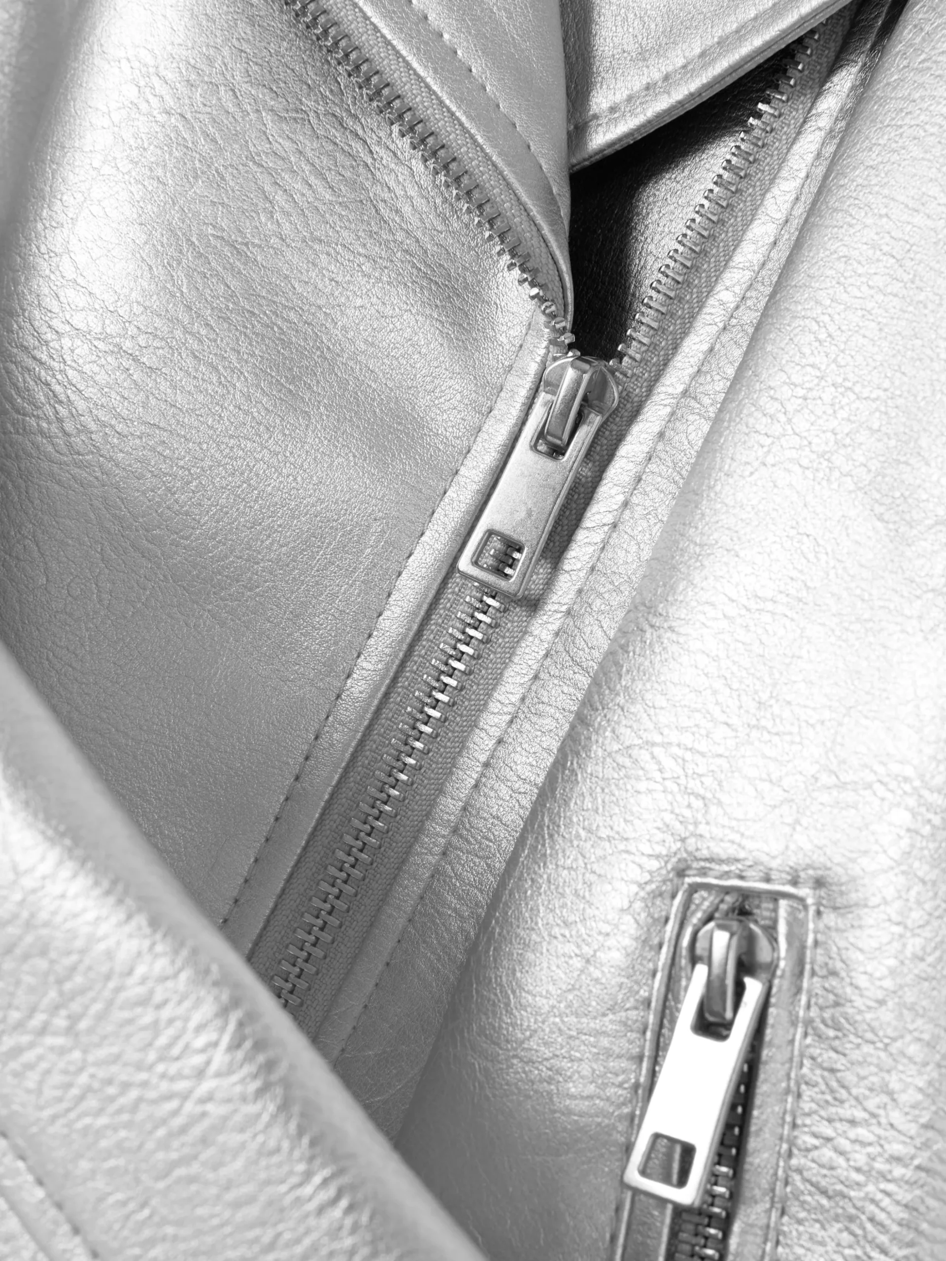 veste_de_motard_mtallise_2-1.webp Veste De Motard Métallisée