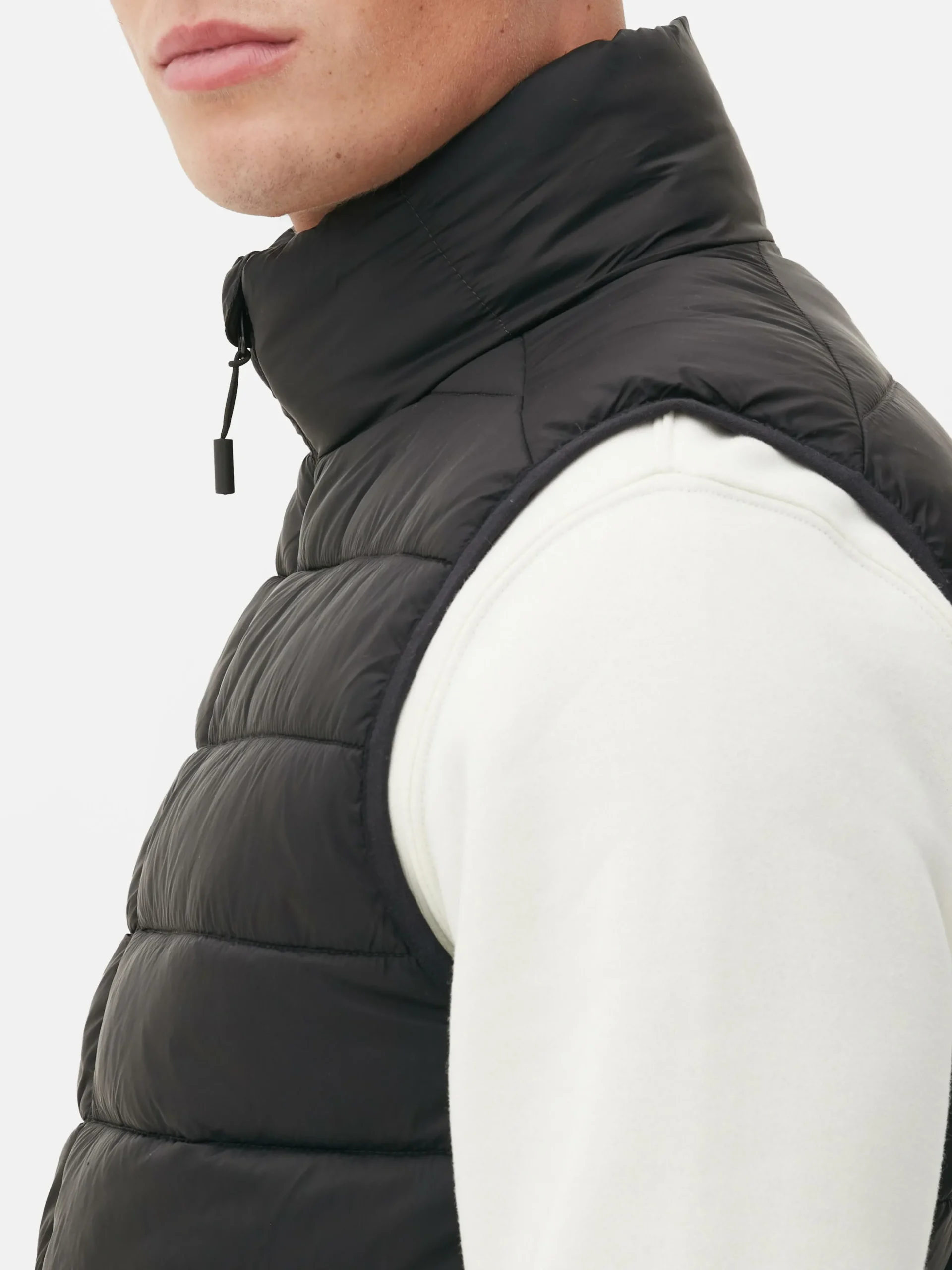 veste_rembourre_lgre_sans_2.webp Veste Rembourrée Légère Sans Manches