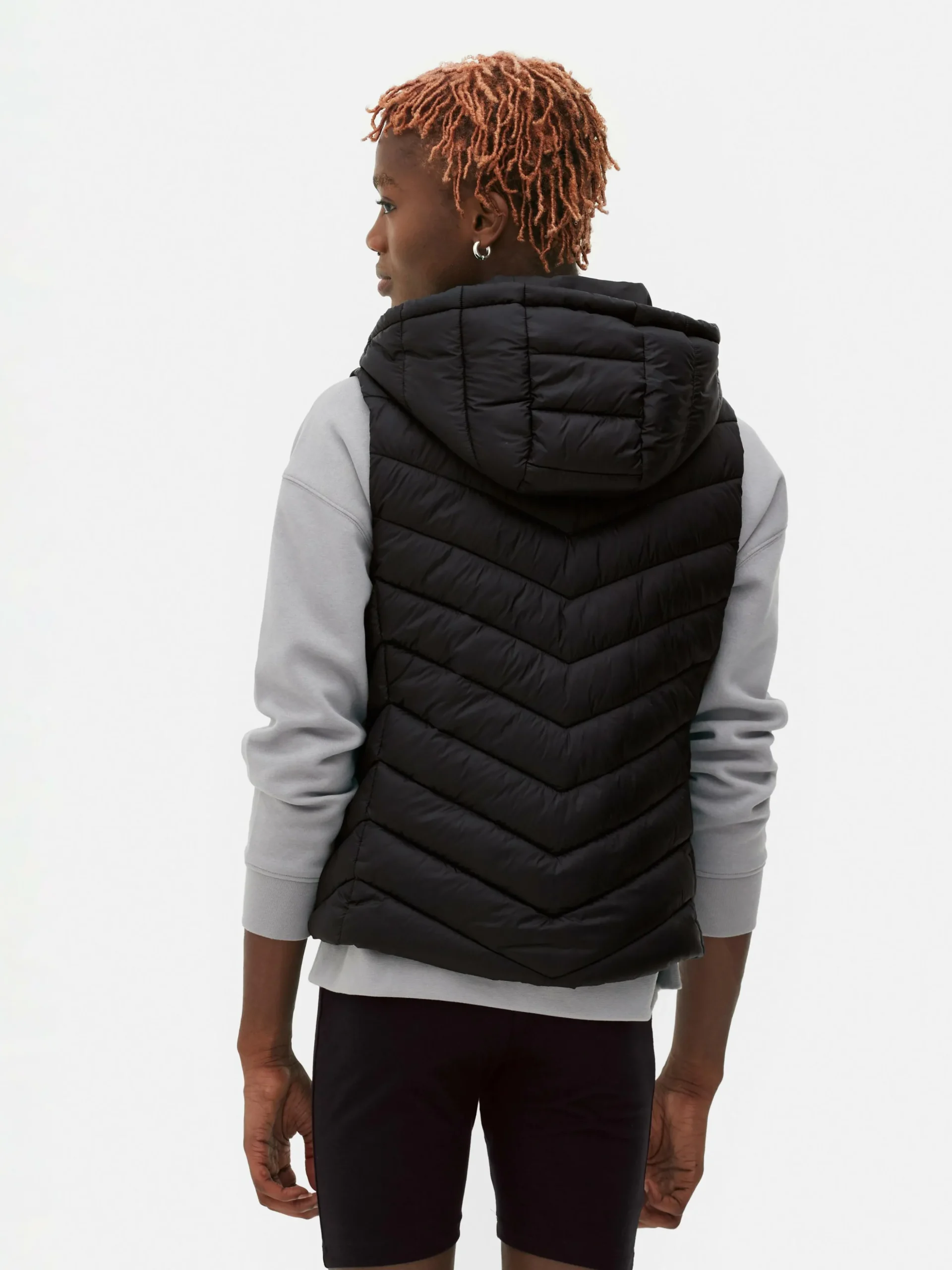 veste_sans_manche__capuch_3-2.webp Veste Sans Manche à Capuche